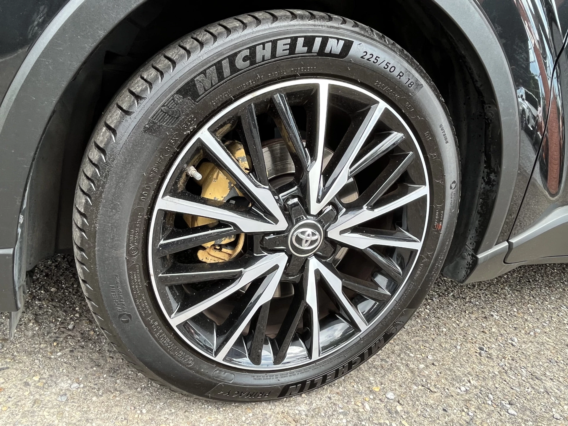 Hoofdafbeelding Toyota C-HR