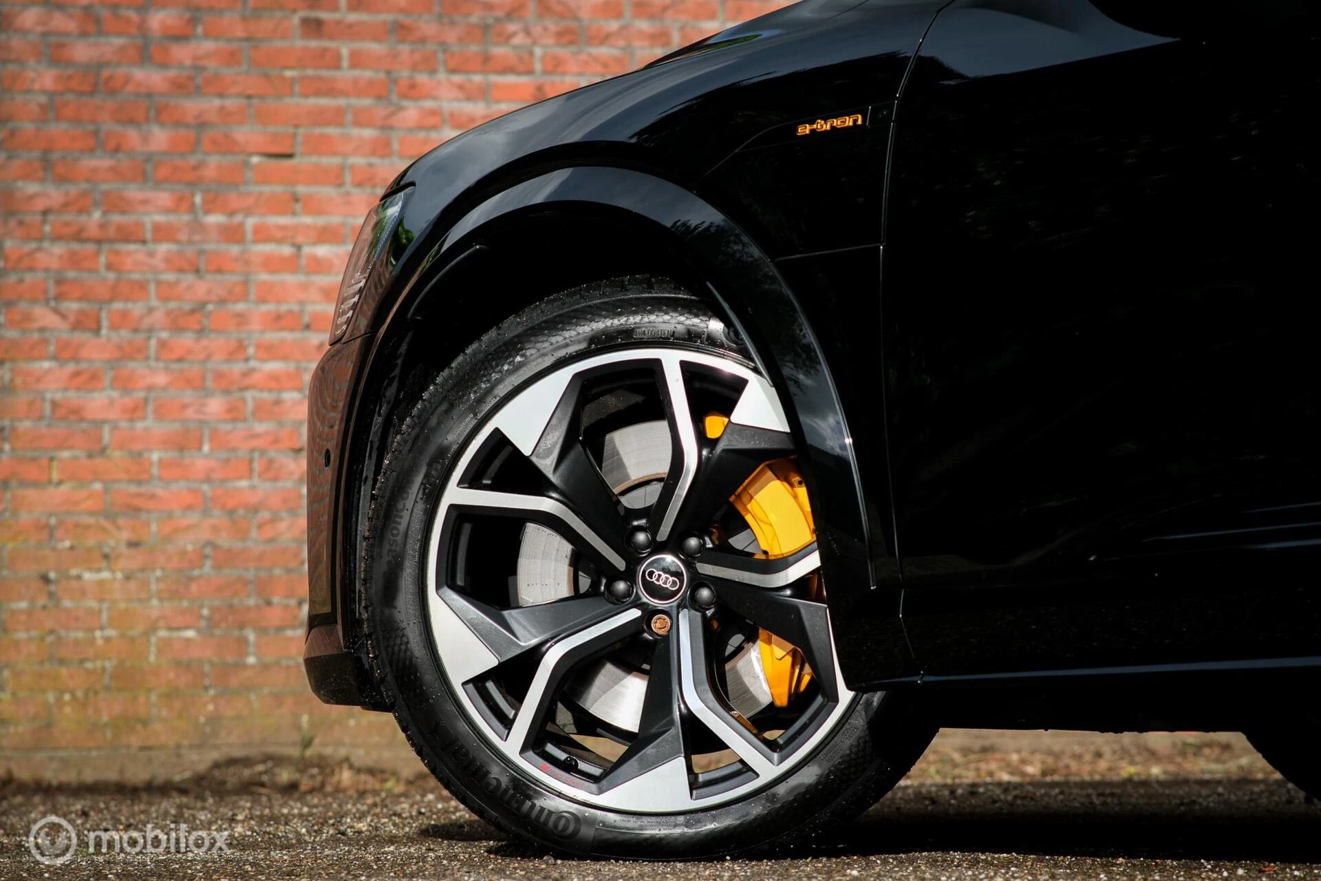 Hoofdafbeelding Audi e-tron