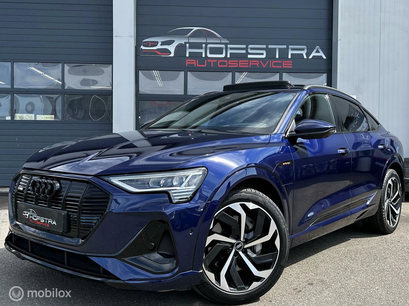 Hoofdafbeelding Audi e-tron