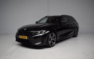 BMW 3-serie Touring 318i M-Sport Aut Facelift ORG.NED / M-ZETELS / SFEERVERLICHTING / CARPLAY / 19INCH / EL.STOELEN / NAP