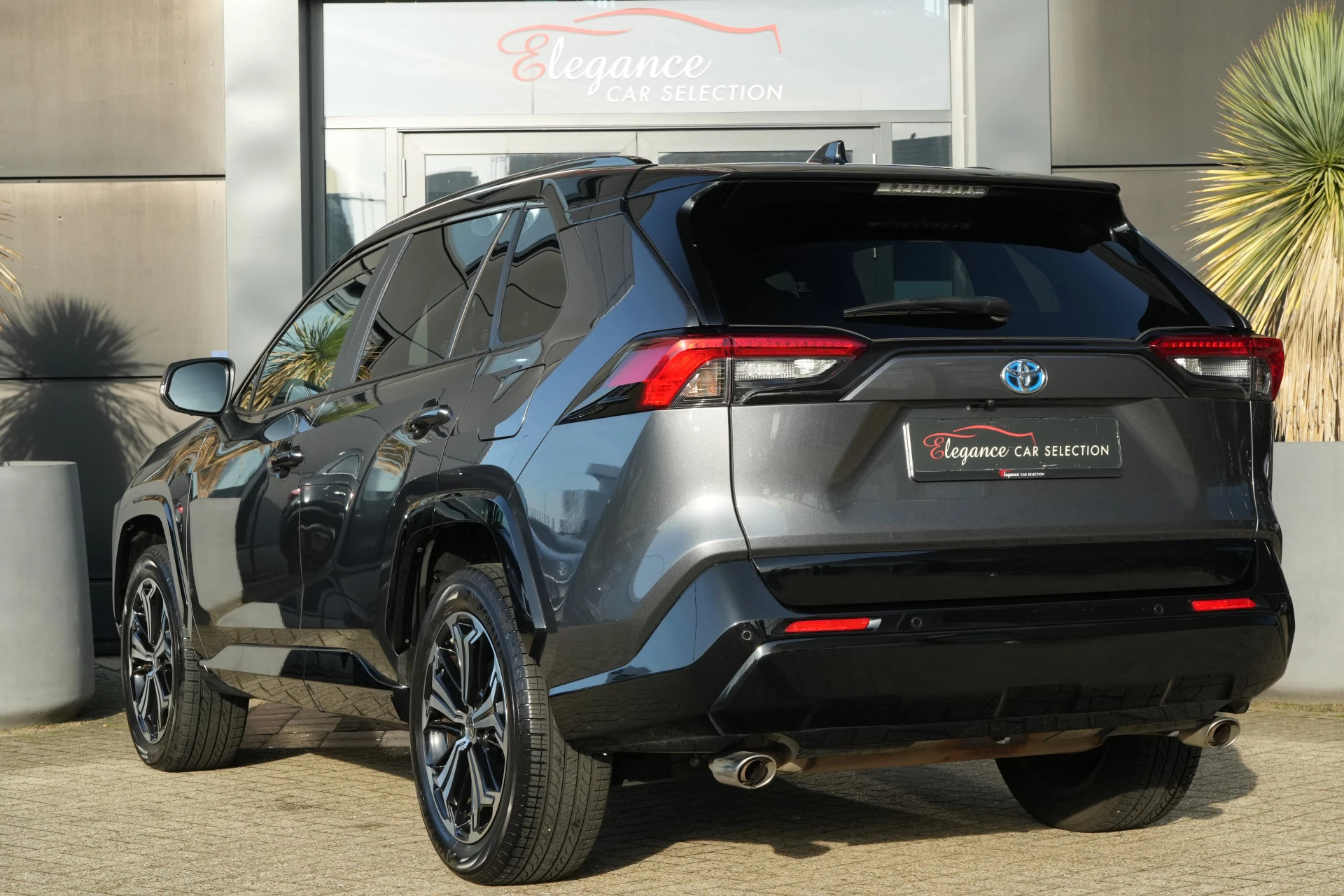 Hoofdafbeelding Toyota RAV4