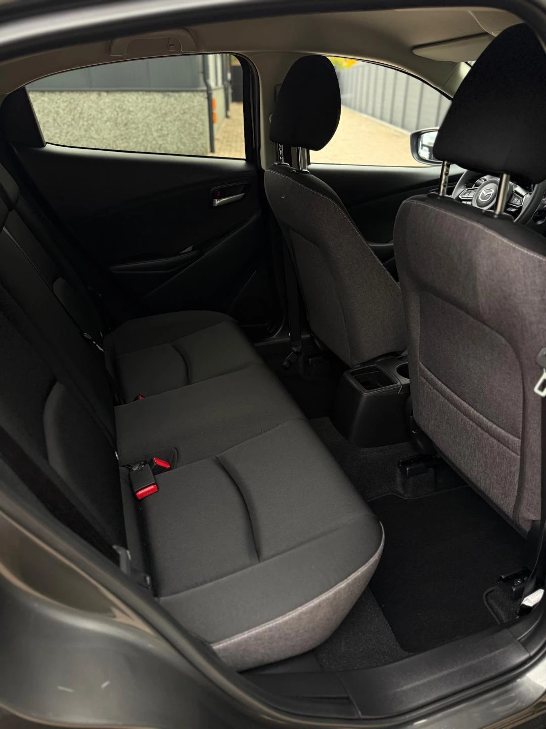 Hoofdafbeelding Mazda 2