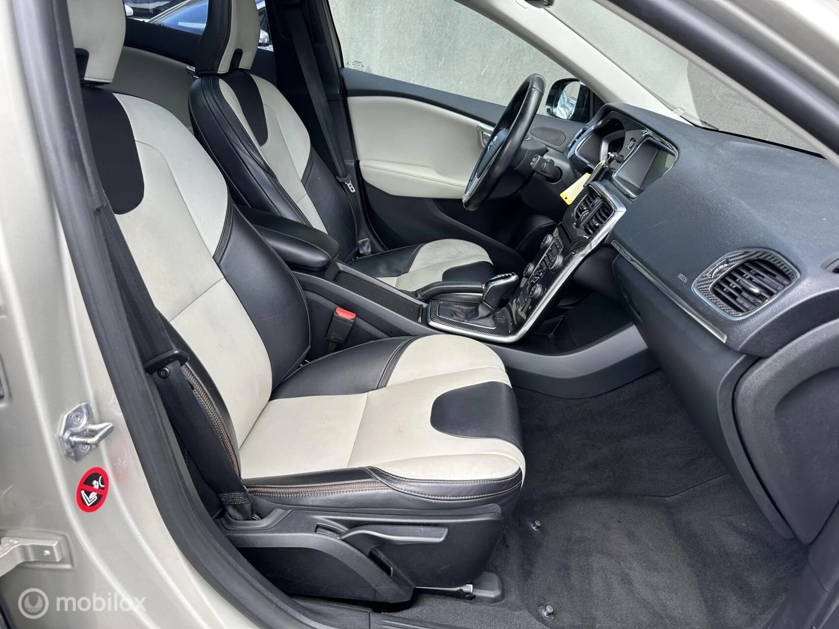 Hoofdafbeelding Volvo V40