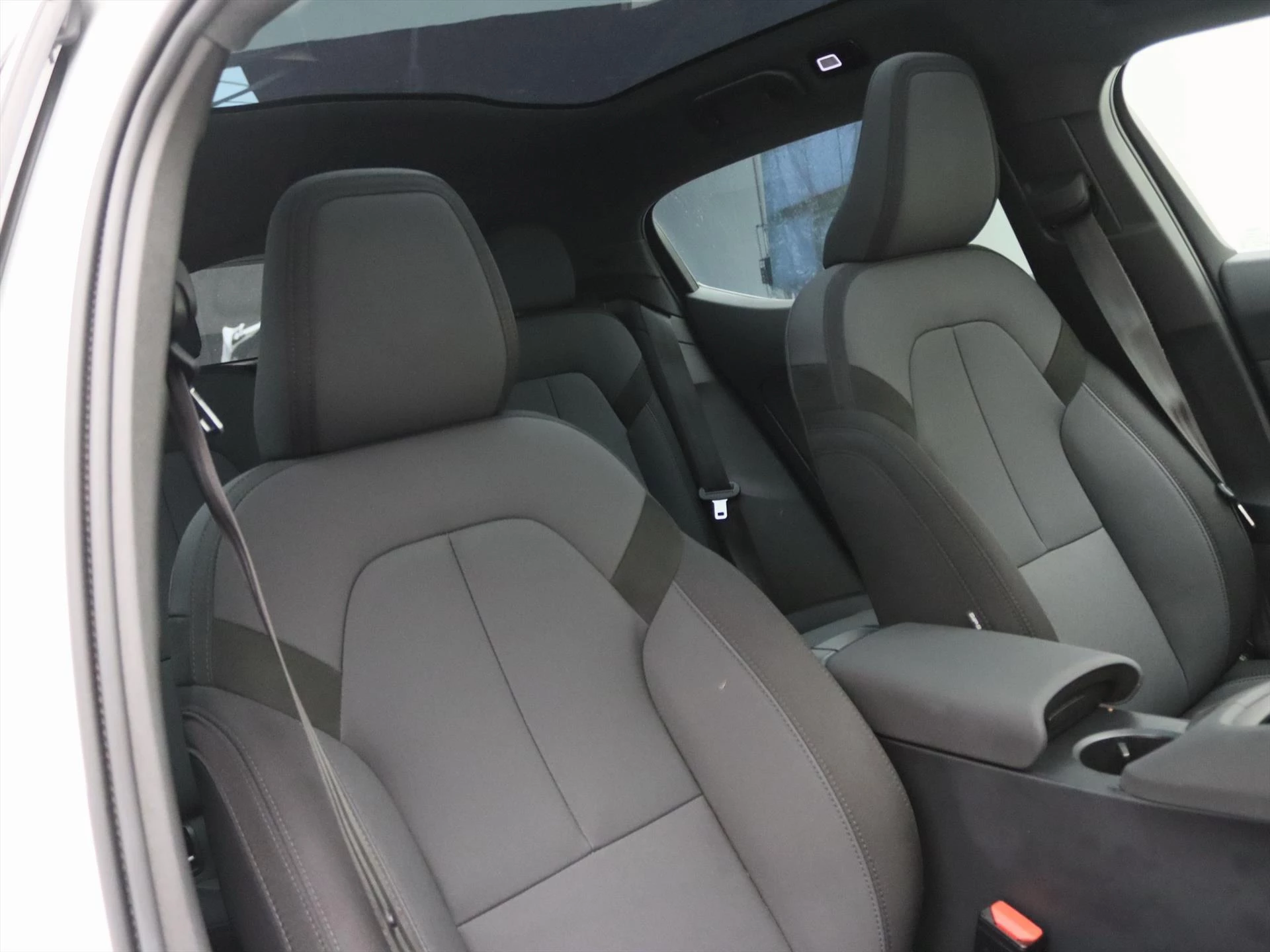 Hoofdafbeelding Polestar 2