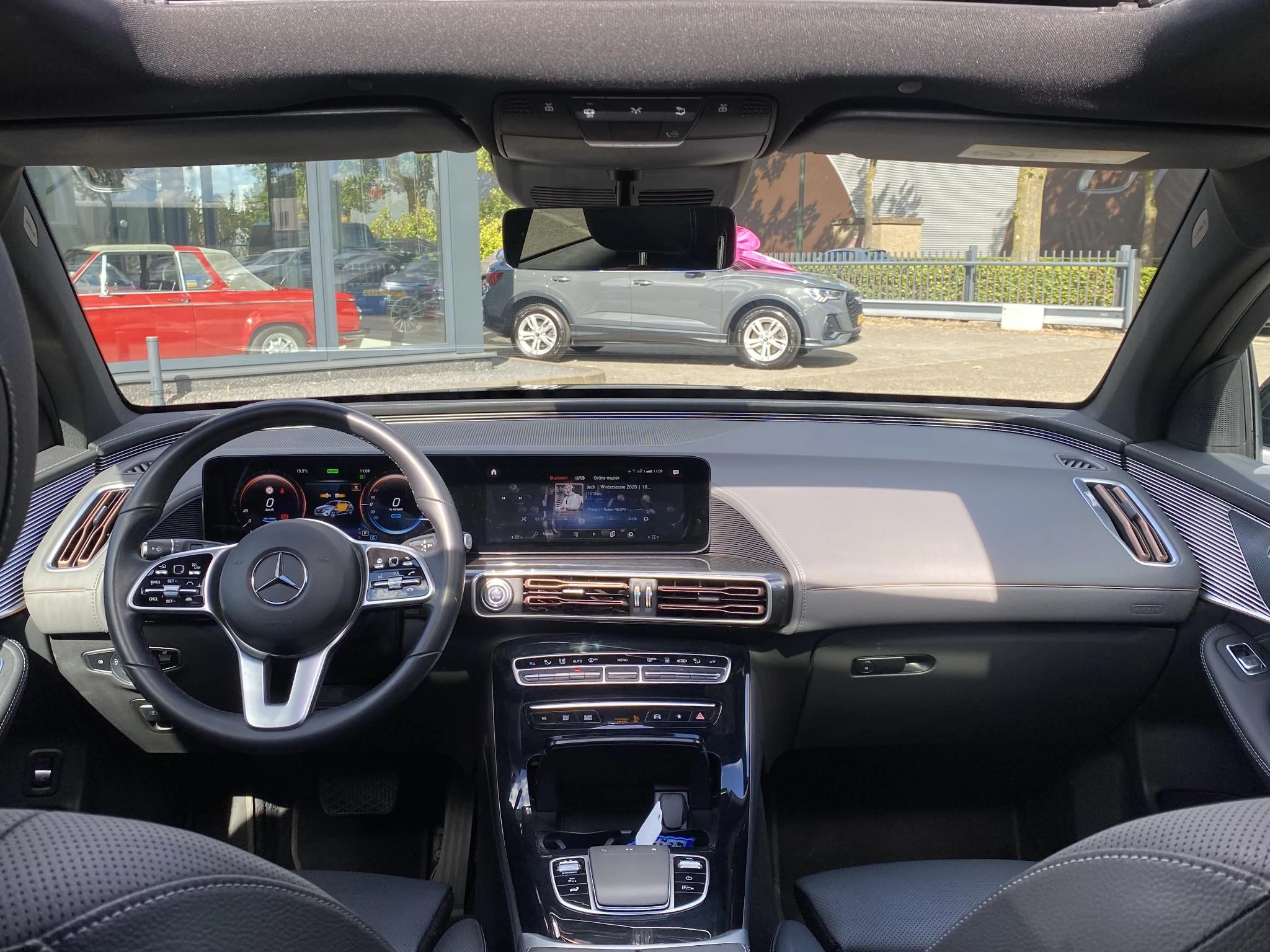 Hoofdafbeelding Mercedes-Benz EQC