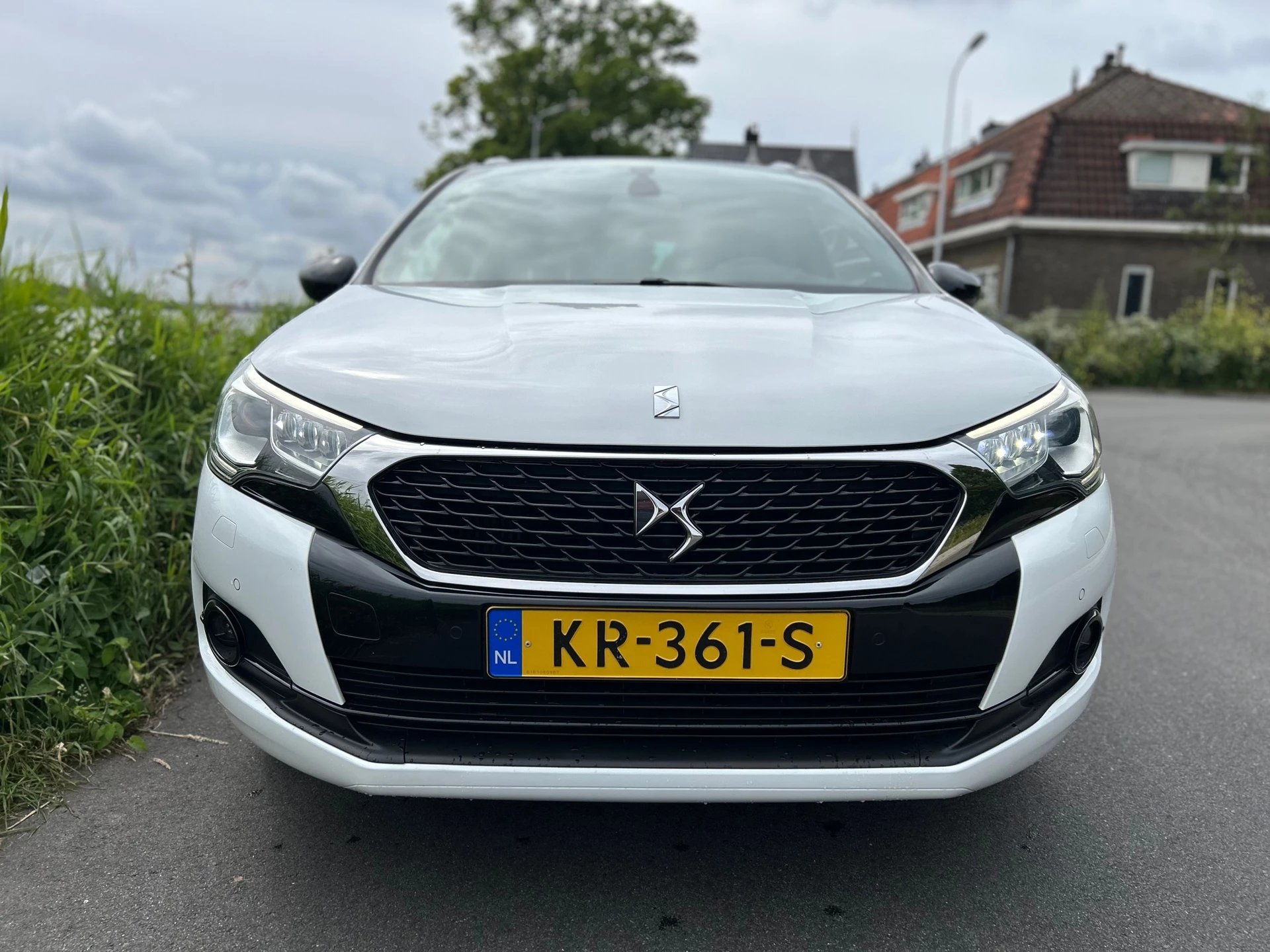 Hoofdafbeelding DS DS 4