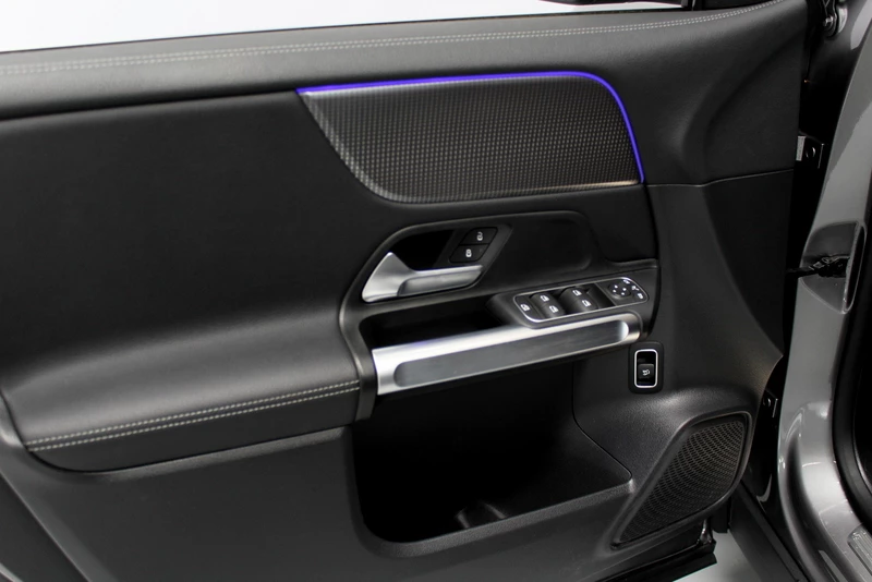 Hoofdafbeelding Mercedes-Benz EQB