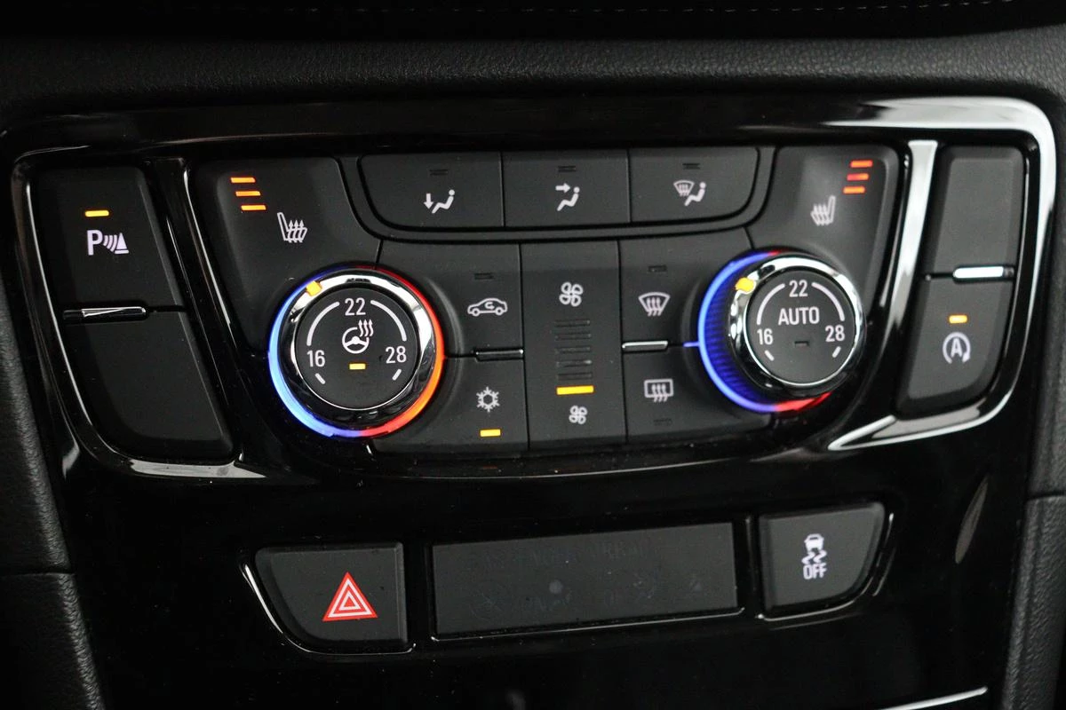 Hoofdafbeelding Opel Mokka X