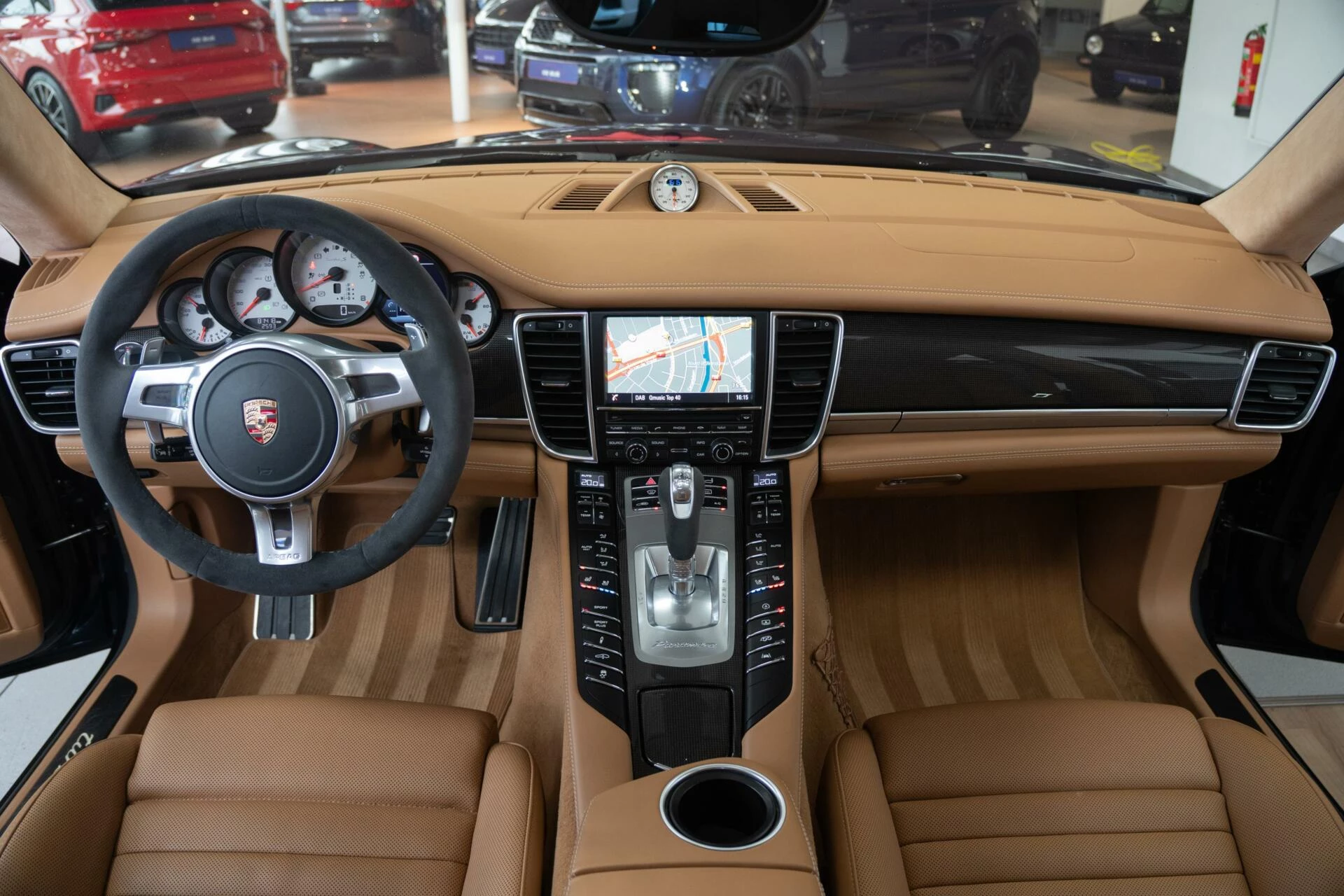 Hoofdafbeelding Porsche Panamera