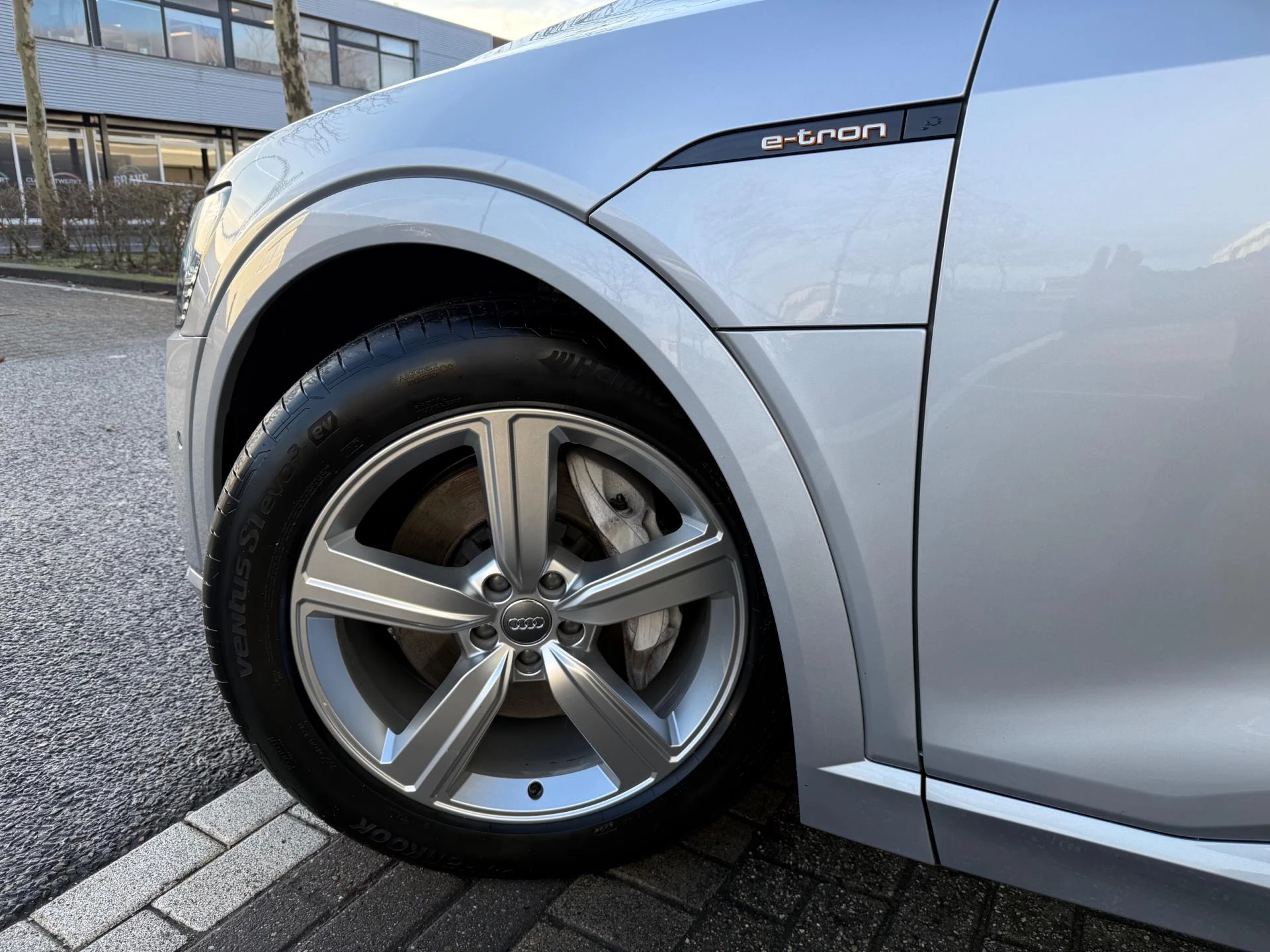 Hoofdafbeelding Audi e-tron