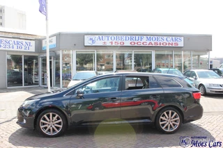 Toyota Avensis 1.8 VVTi Dynamic Business PANO / CLIMA / CRUISE