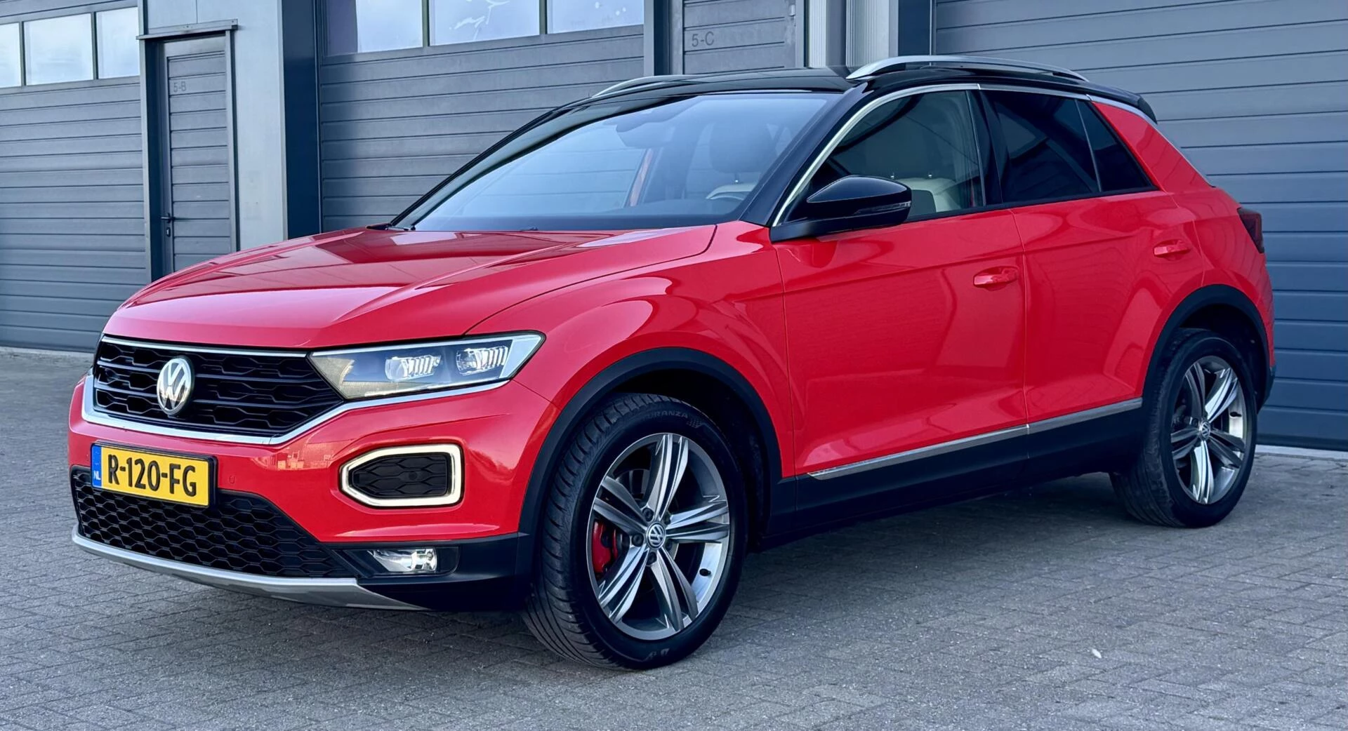 Hoofdafbeelding Volkswagen T-Roc
