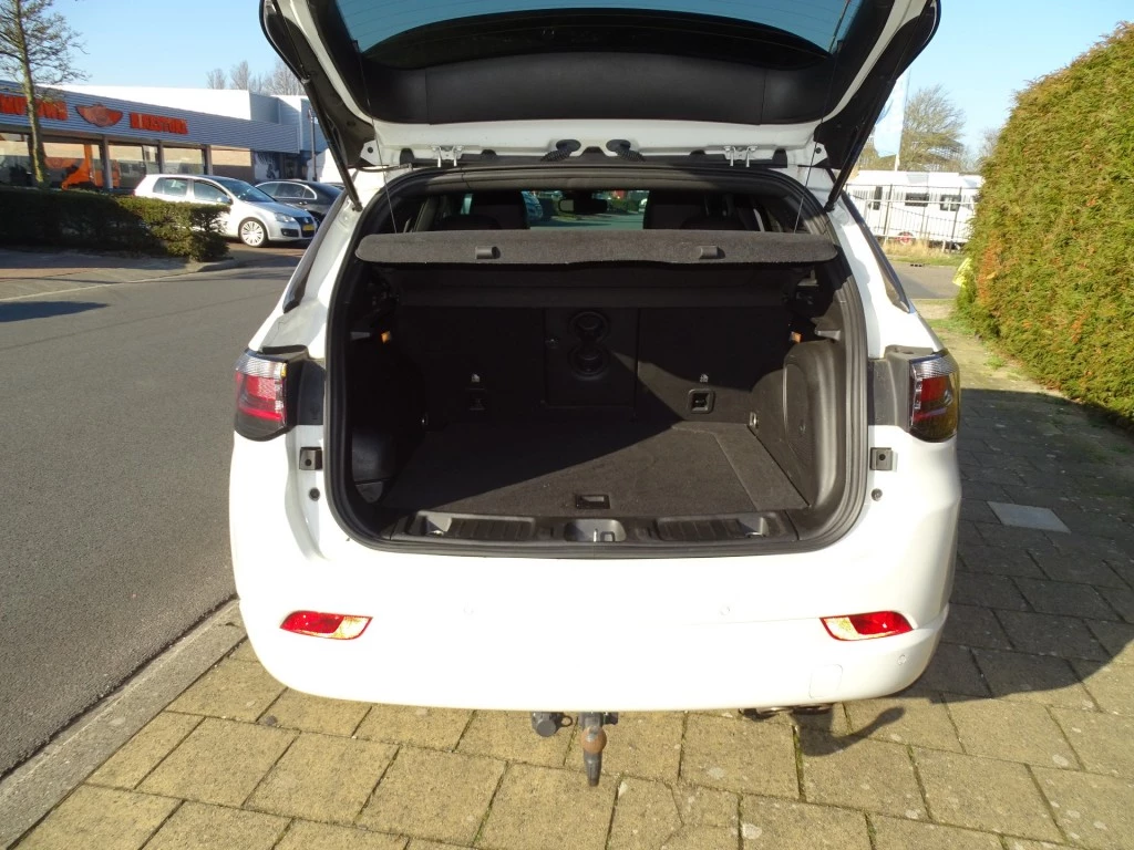 Hoofdafbeelding Jeep Compass