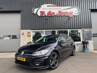 Volkswagen Golf 1.5 TSI R-line Trekhaak Camera Massage Carplay Mooi uitgevoerd!