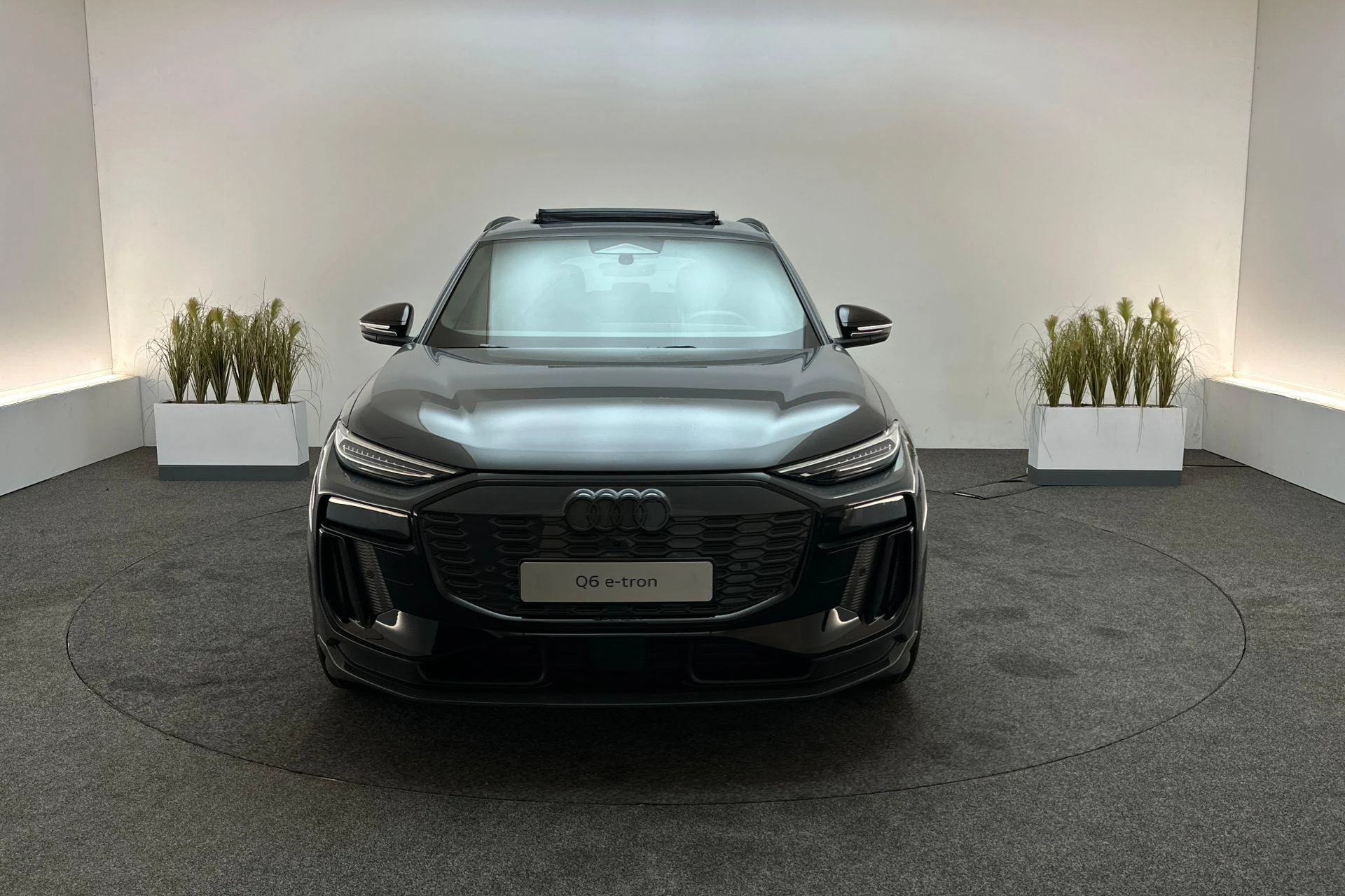 Hoofdafbeelding Audi Q6 e-tron