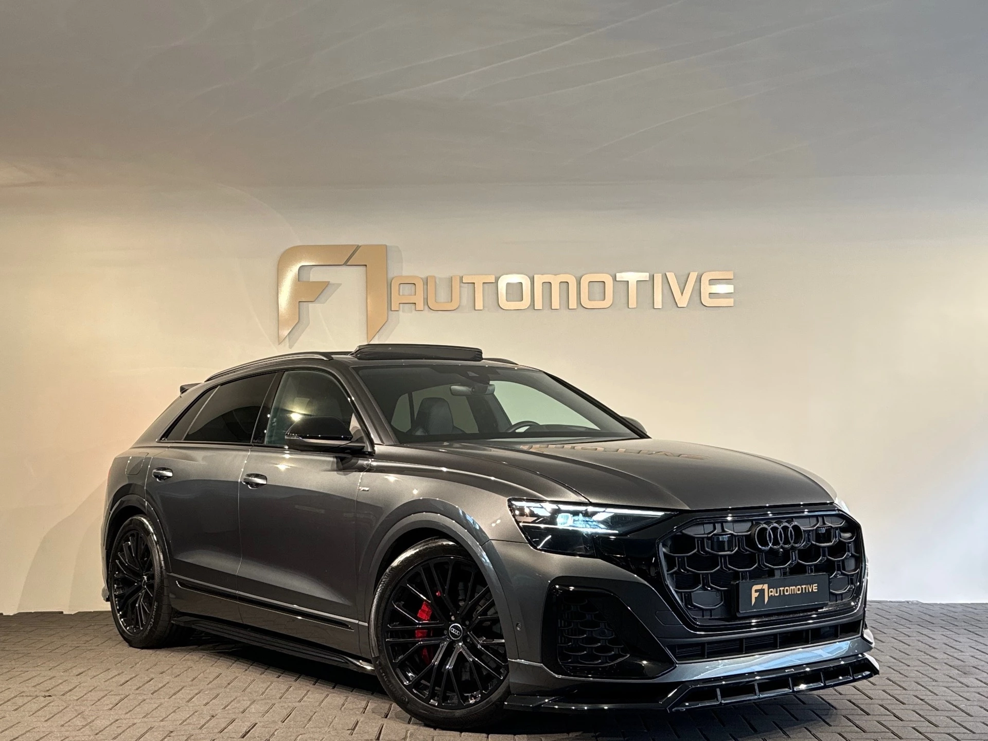 Hoofdafbeelding Audi Q8