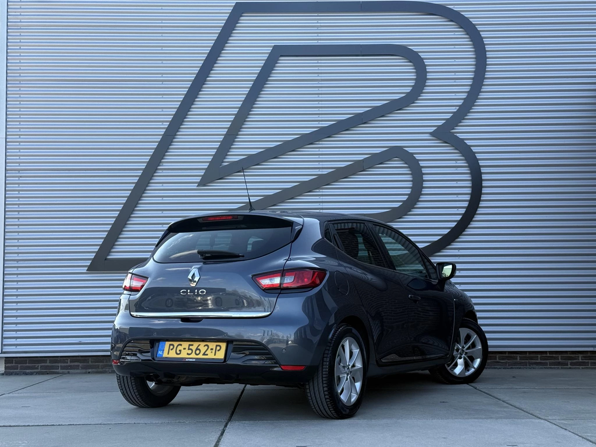 Hoofdafbeelding Renault Clio