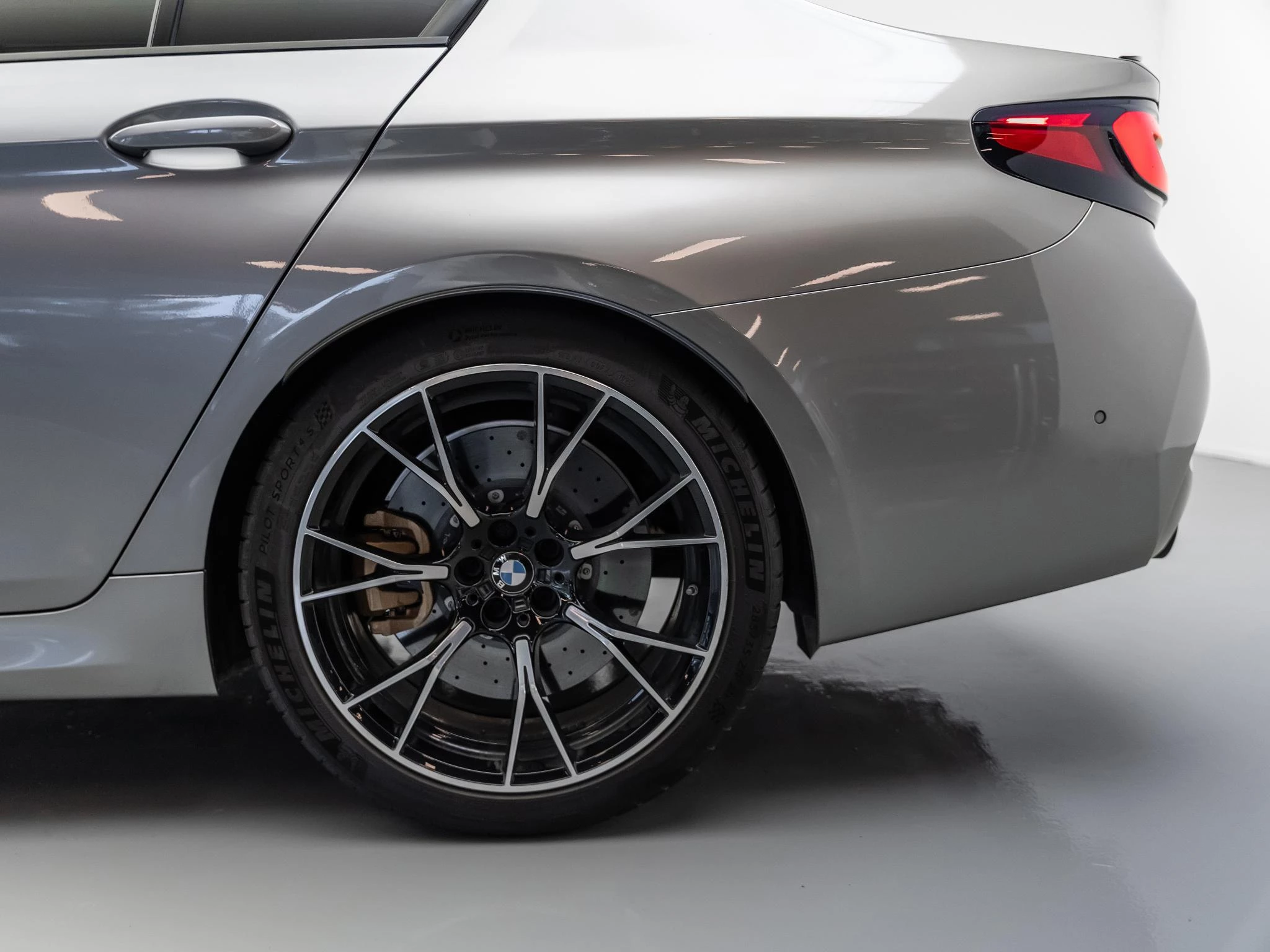 Hoofdafbeelding BMW M5