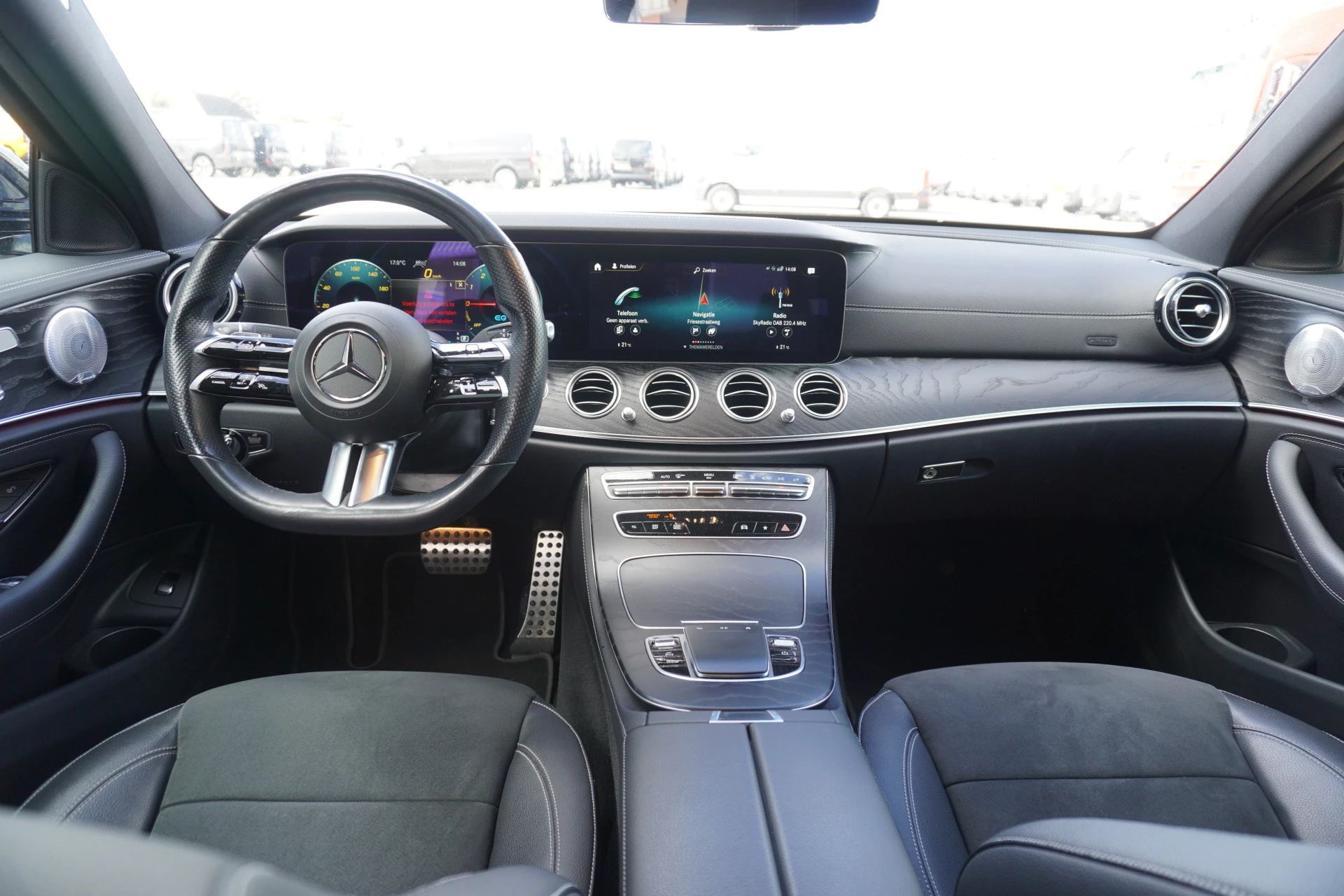 Hoofdafbeelding Mercedes-Benz E-Klasse