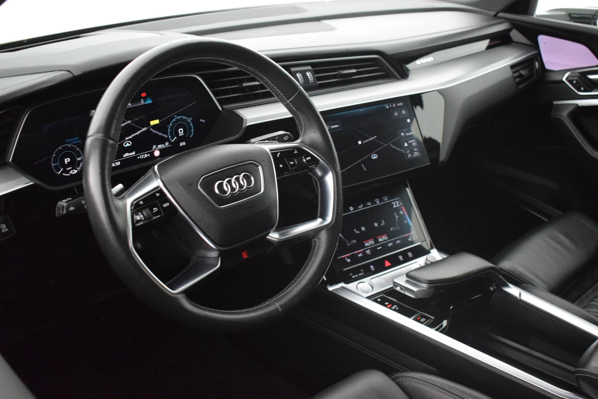 Hoofdafbeelding Audi e-tron