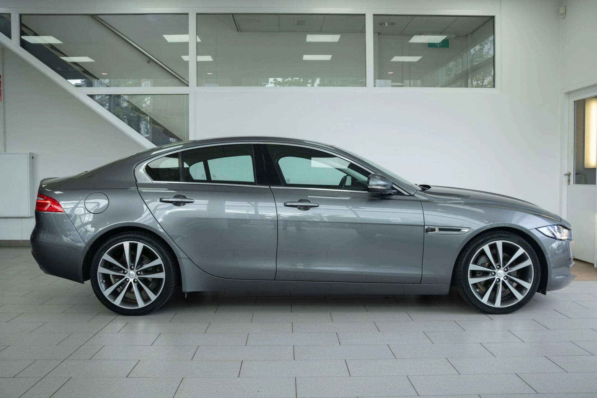 Hoofdafbeelding Jaguar XE