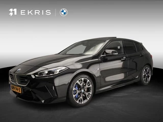 BMW 1 Serie 5-deurs M135 xDrive | M-Sportpakket | LED | Leder | HUD | Schuifdak | Elektr. zetels | DAB | Harman-kardon sound | Alu 18 inch
