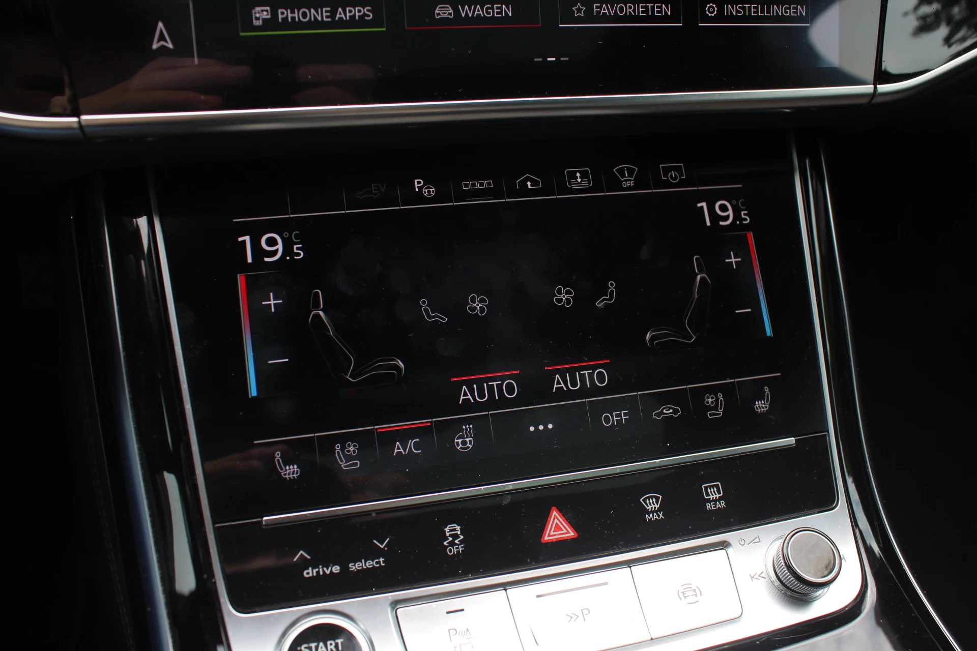 Hoofdafbeelding Audi A8