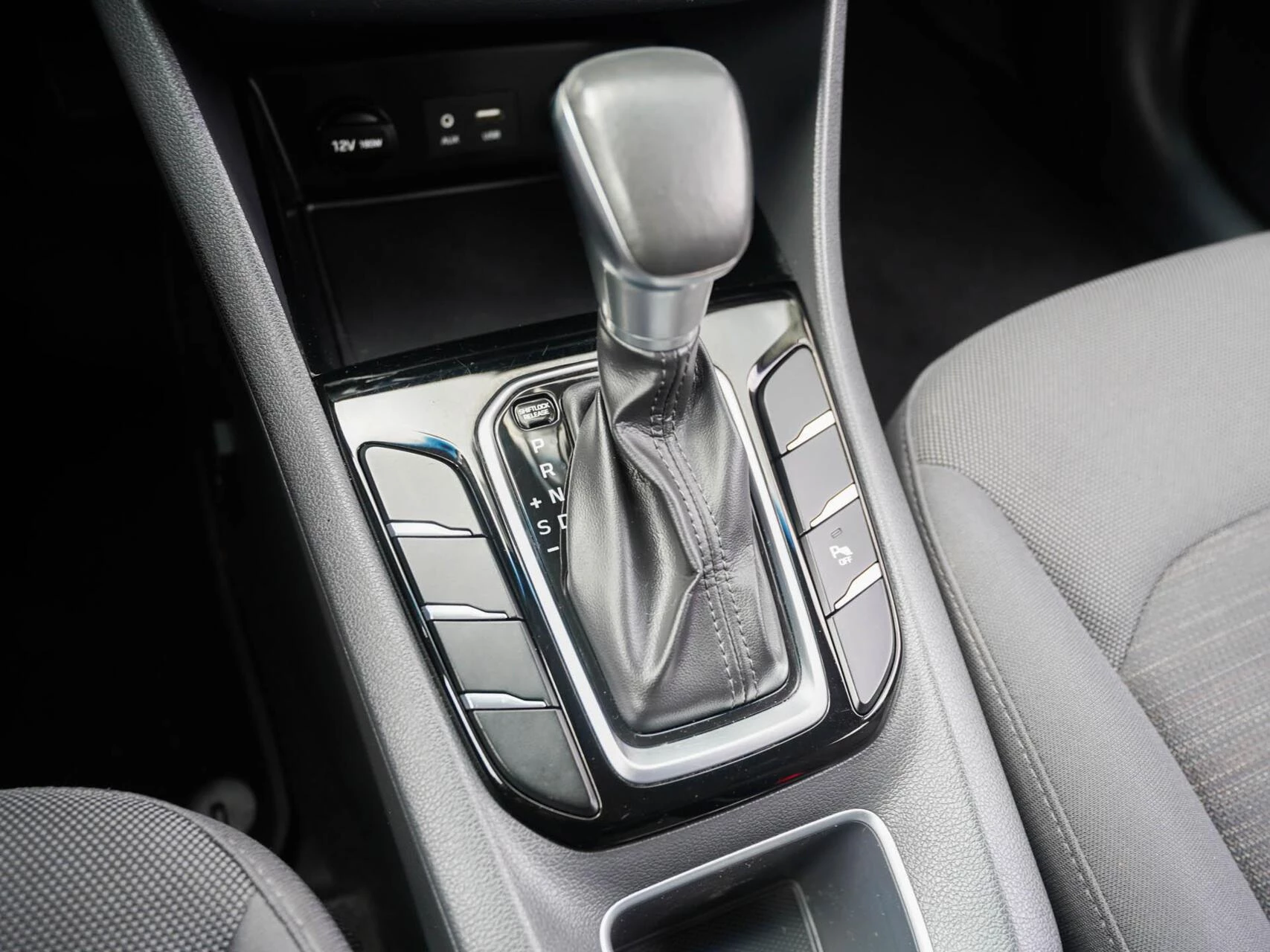 Hoofdafbeelding Hyundai IONIQ