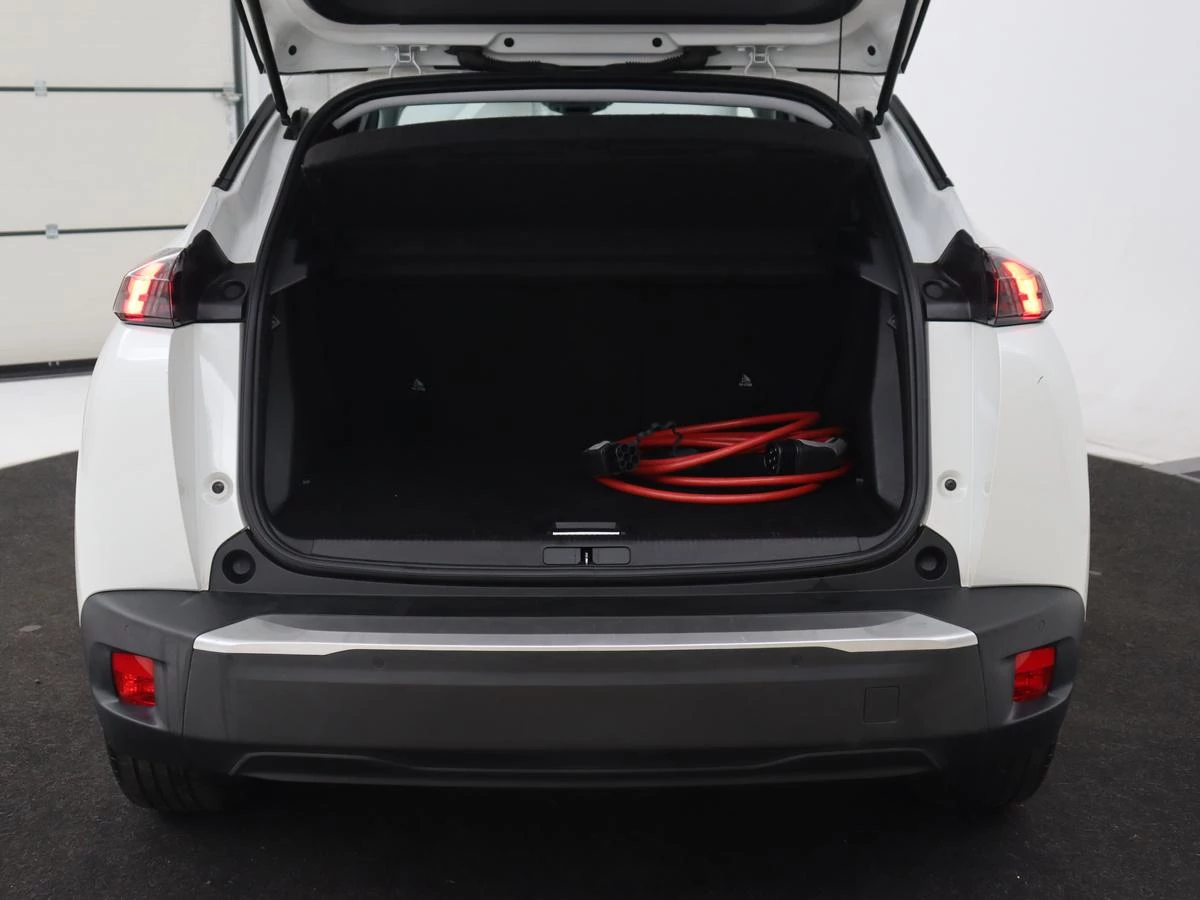 Hoofdafbeelding Peugeot e-2008