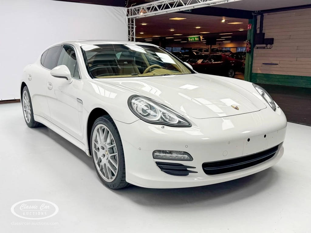 Hoofdafbeelding Porsche Panamera