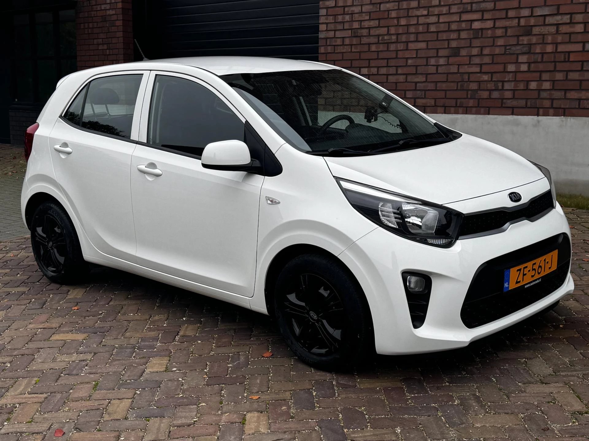 Hoofdafbeelding Kia Picanto