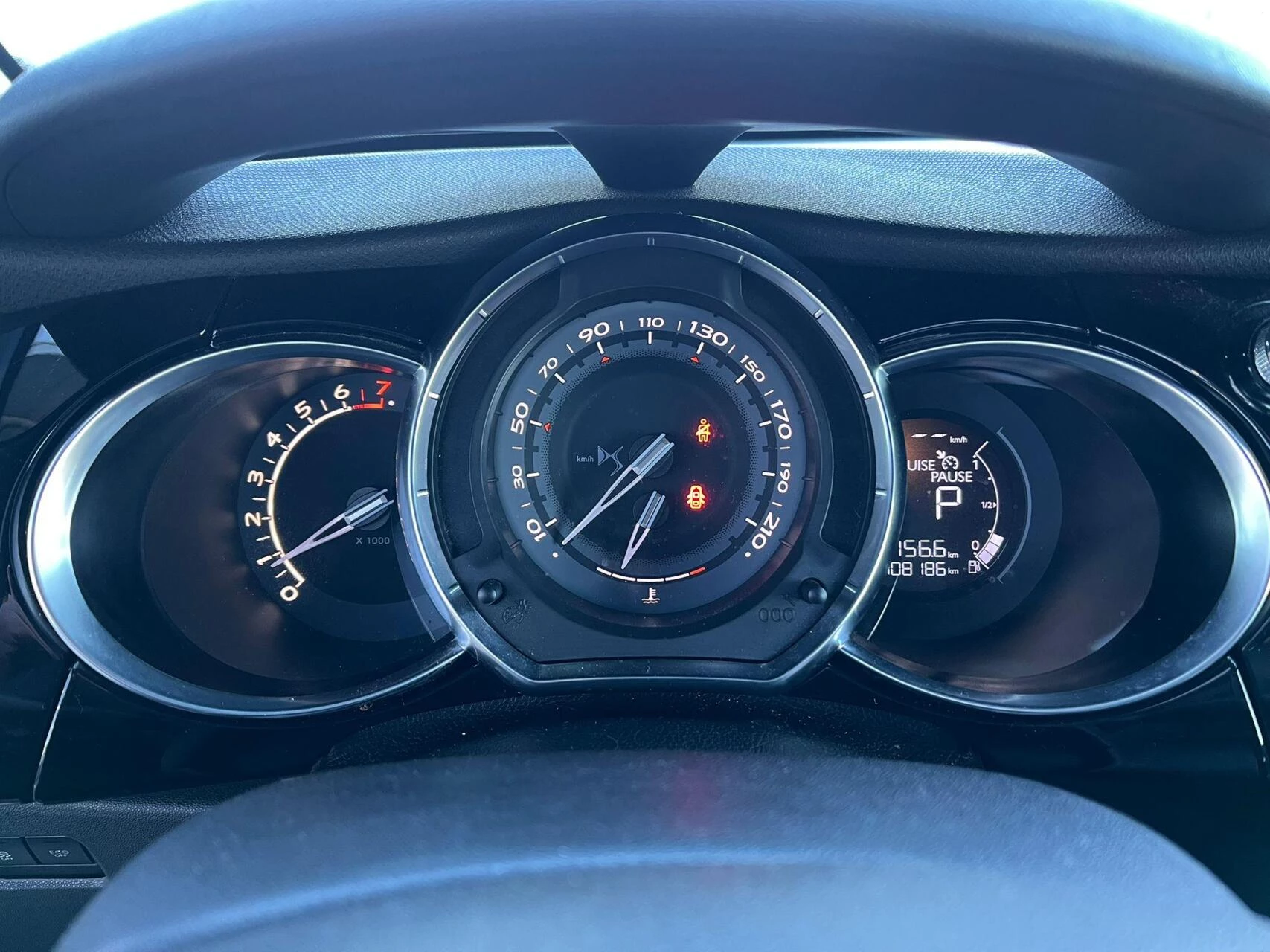 Hoofdafbeelding DS DS 3