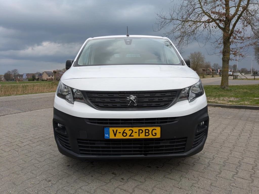 Hoofdafbeelding Peugeot Partner