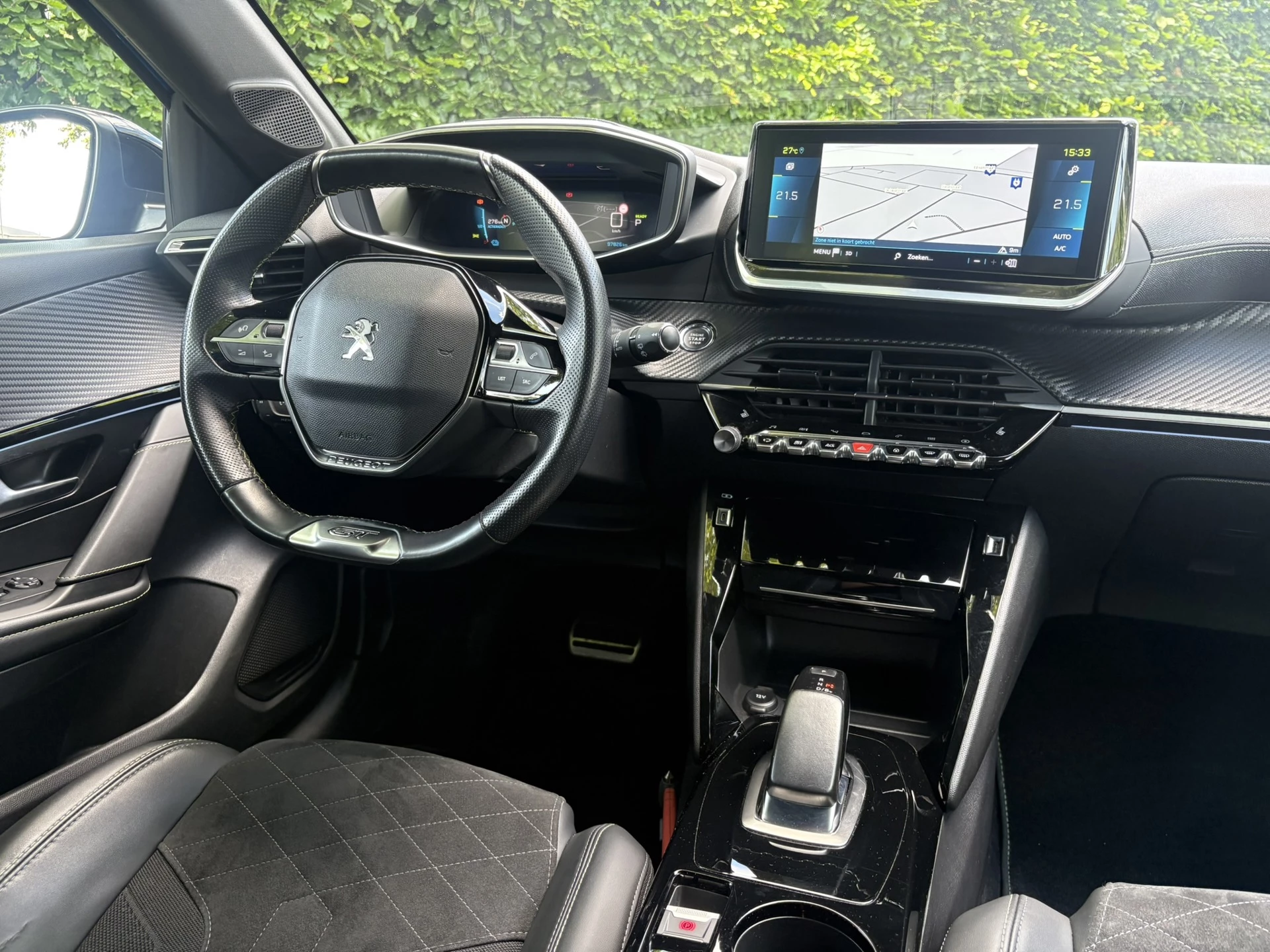 Hoofdafbeelding Peugeot e-208
