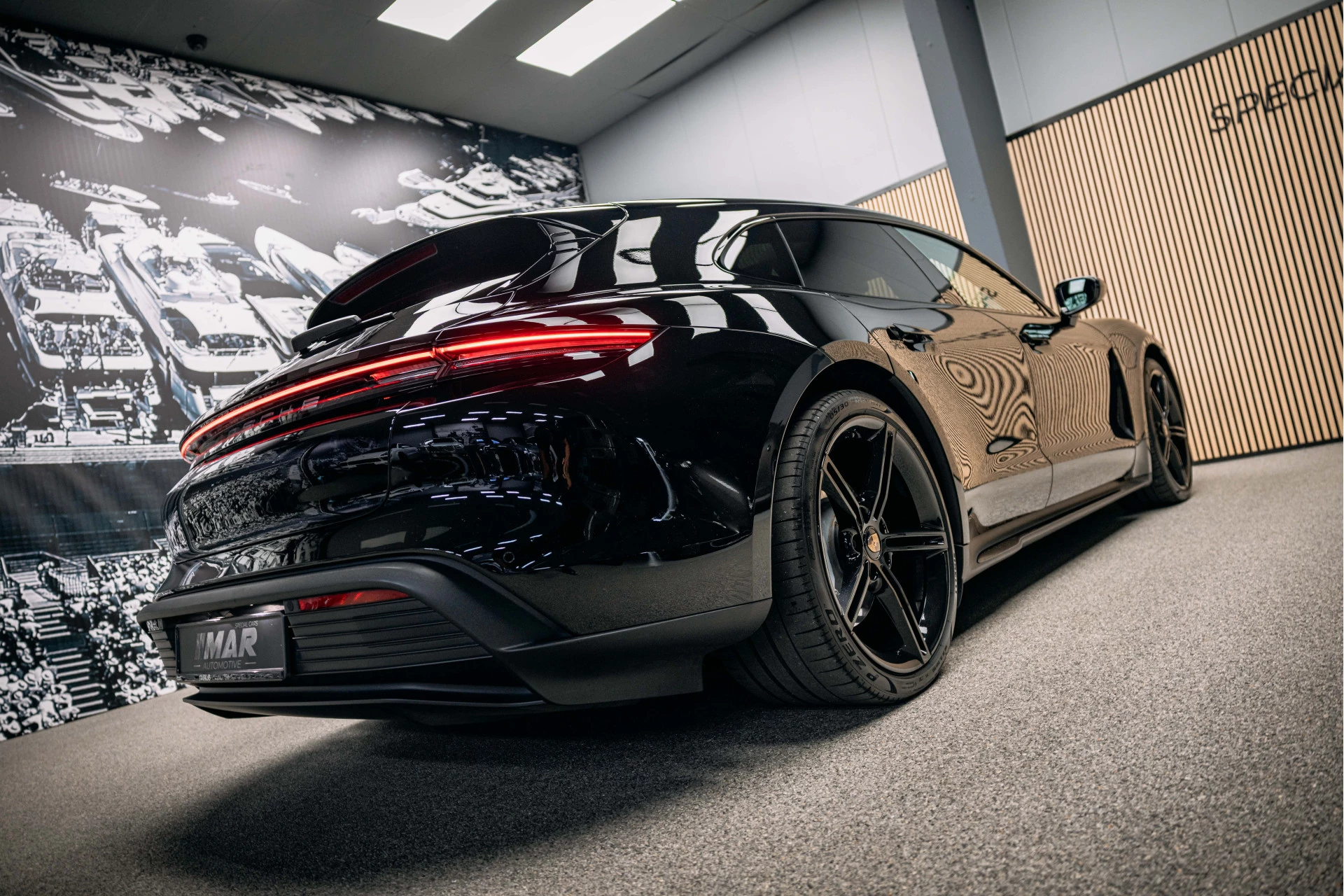 Hoofdafbeelding Porsche Taycan