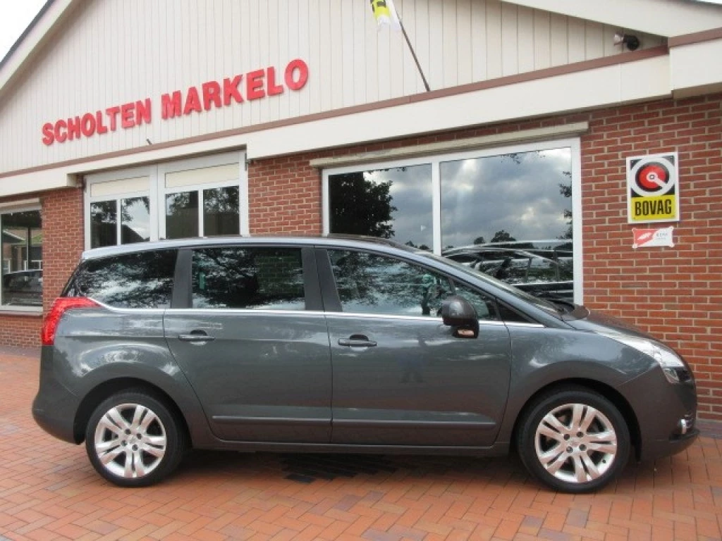 Hoofdafbeelding Peugeot 5008