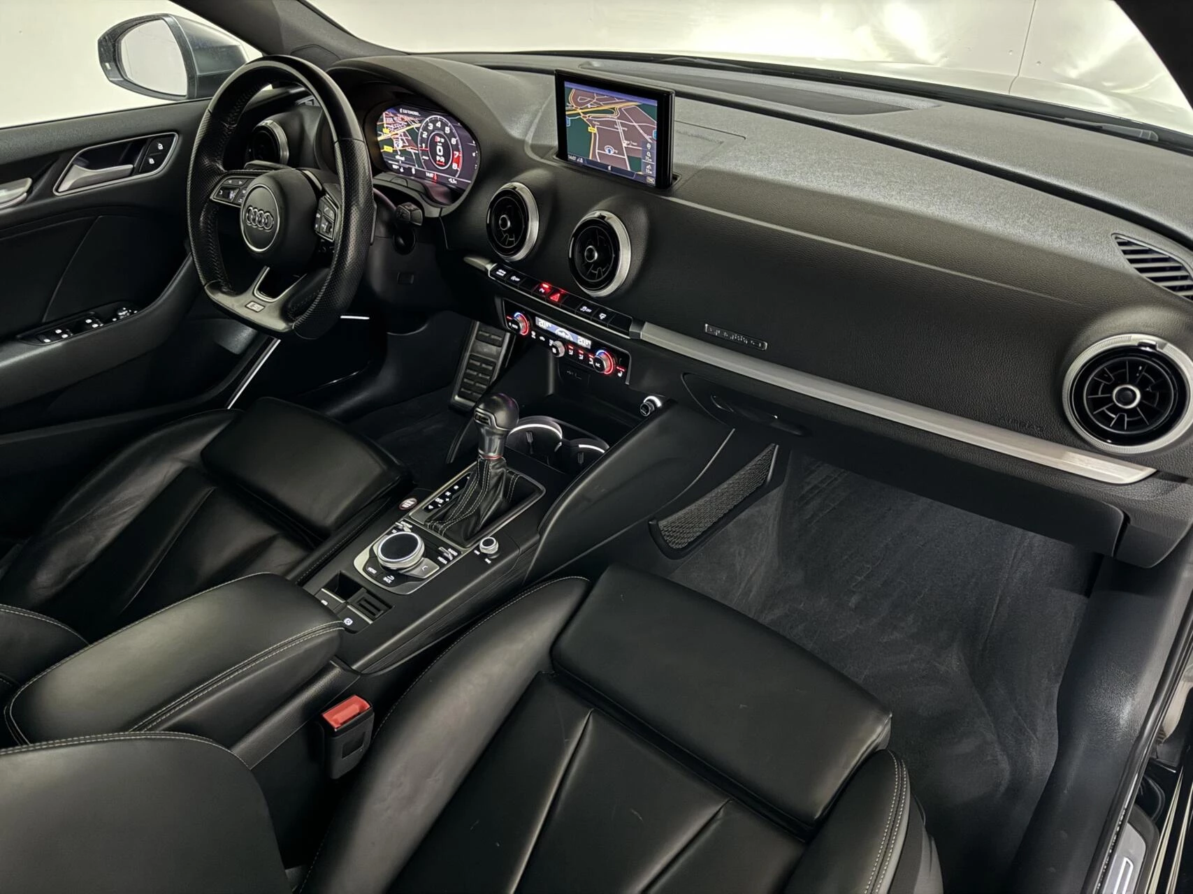 Hoofdafbeelding Audi S3