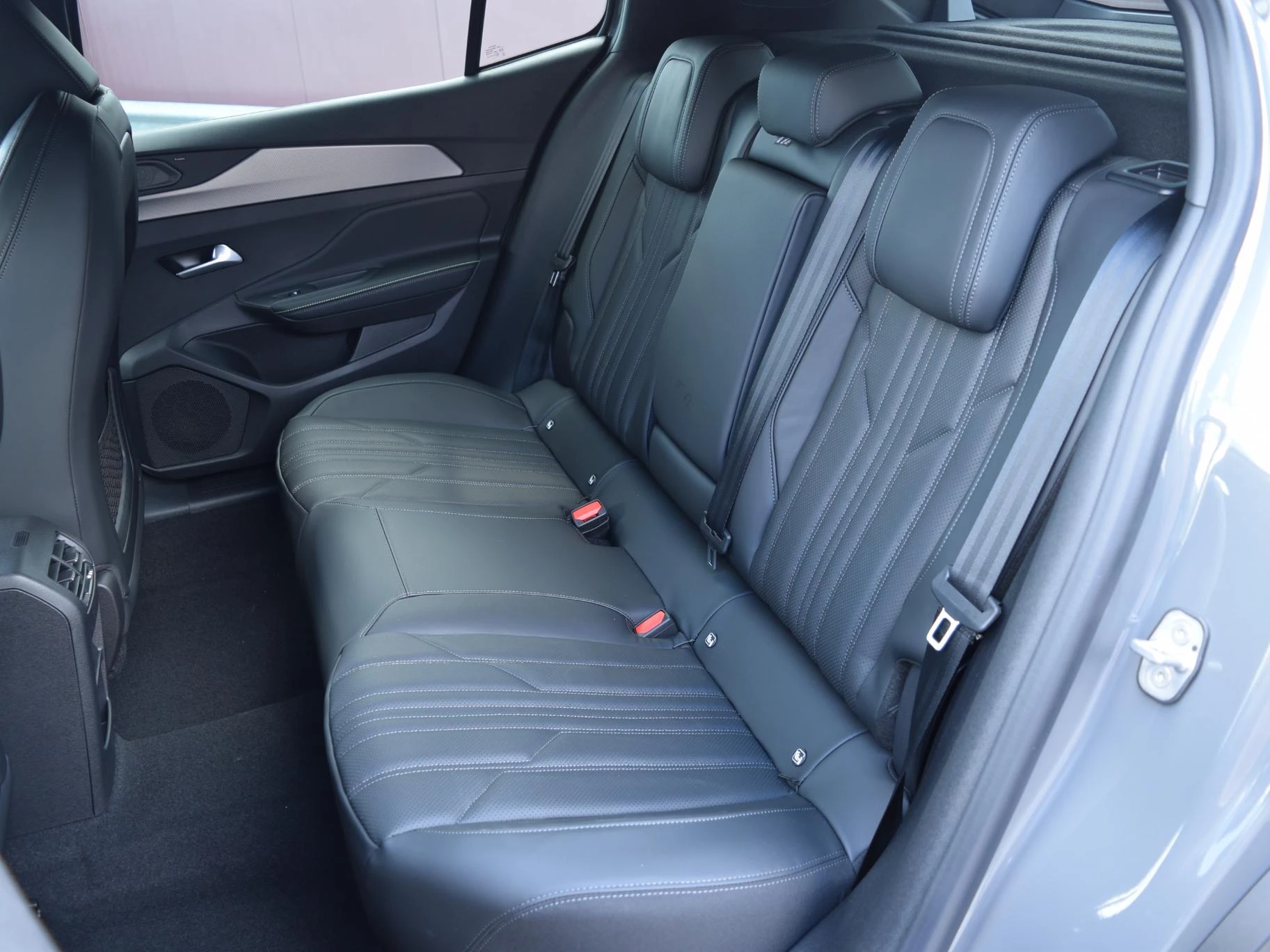 Hoofdafbeelding Peugeot 408