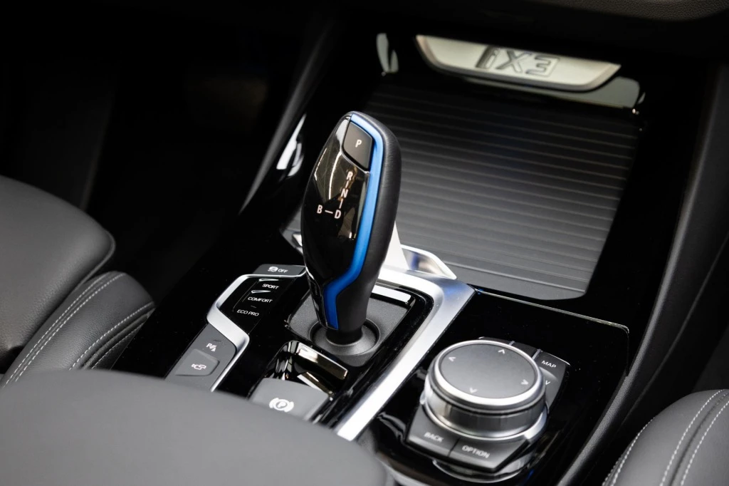 Hoofdafbeelding BMW iX3
