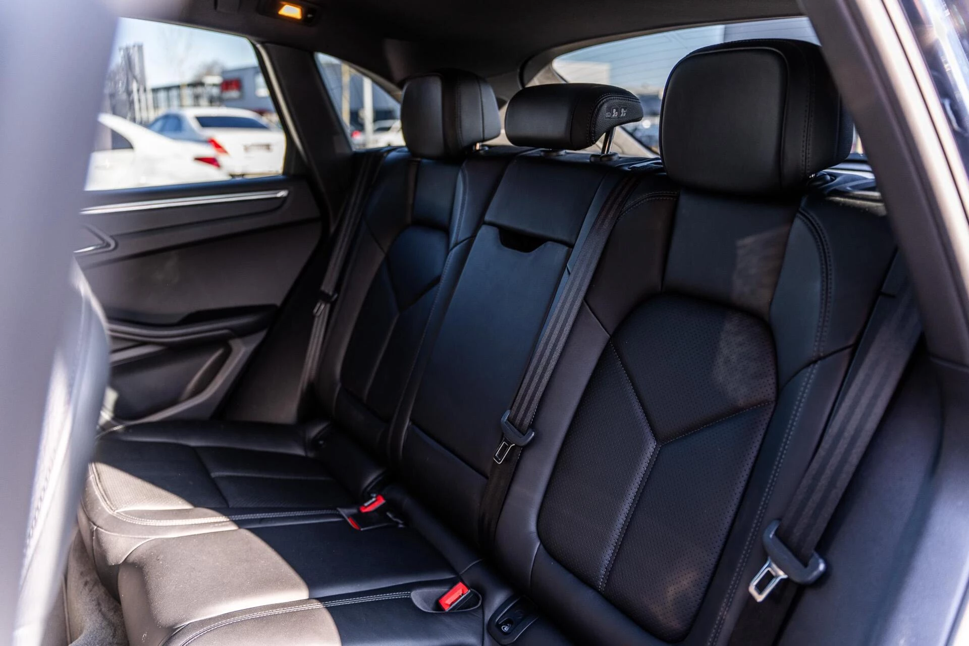 Hoofdafbeelding Porsche Macan