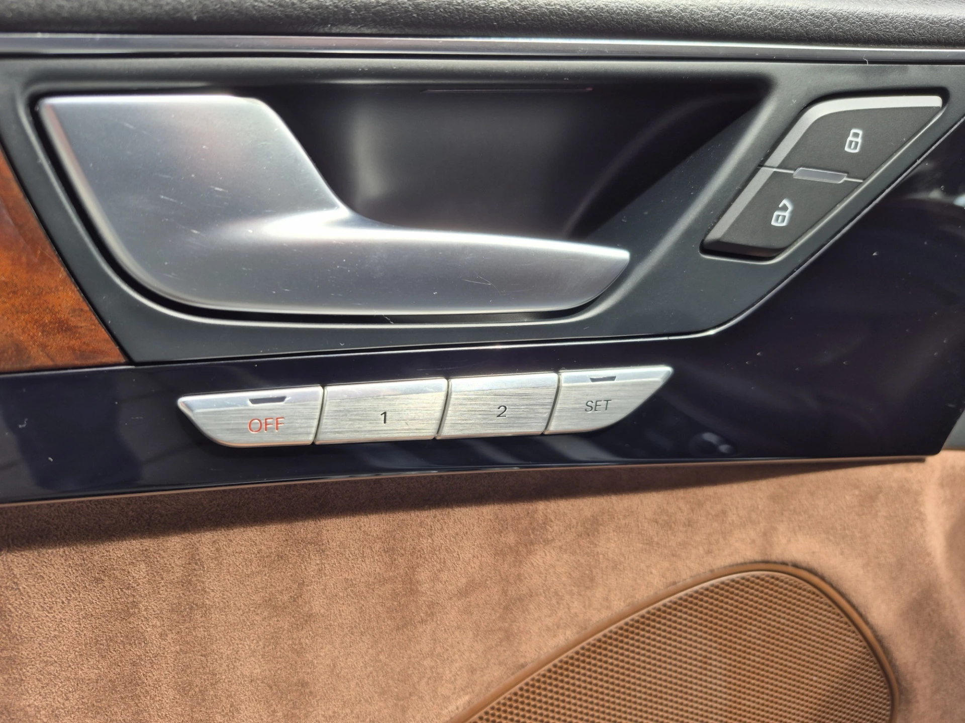 Hoofdafbeelding Audi A8