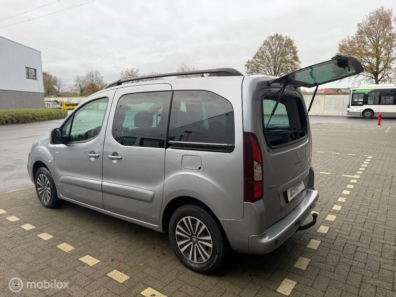 Hoofdafbeelding Peugeot Partner