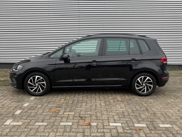 Hoofdafbeelding Volkswagen Golf Sportsvan