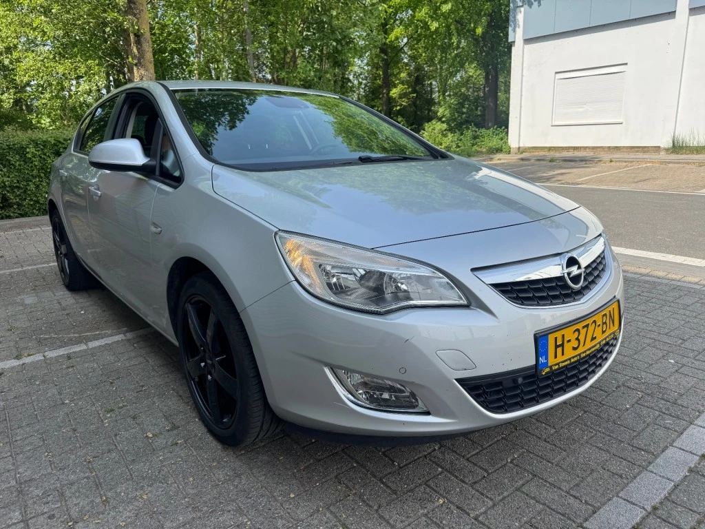 Hoofdafbeelding Opel Astra