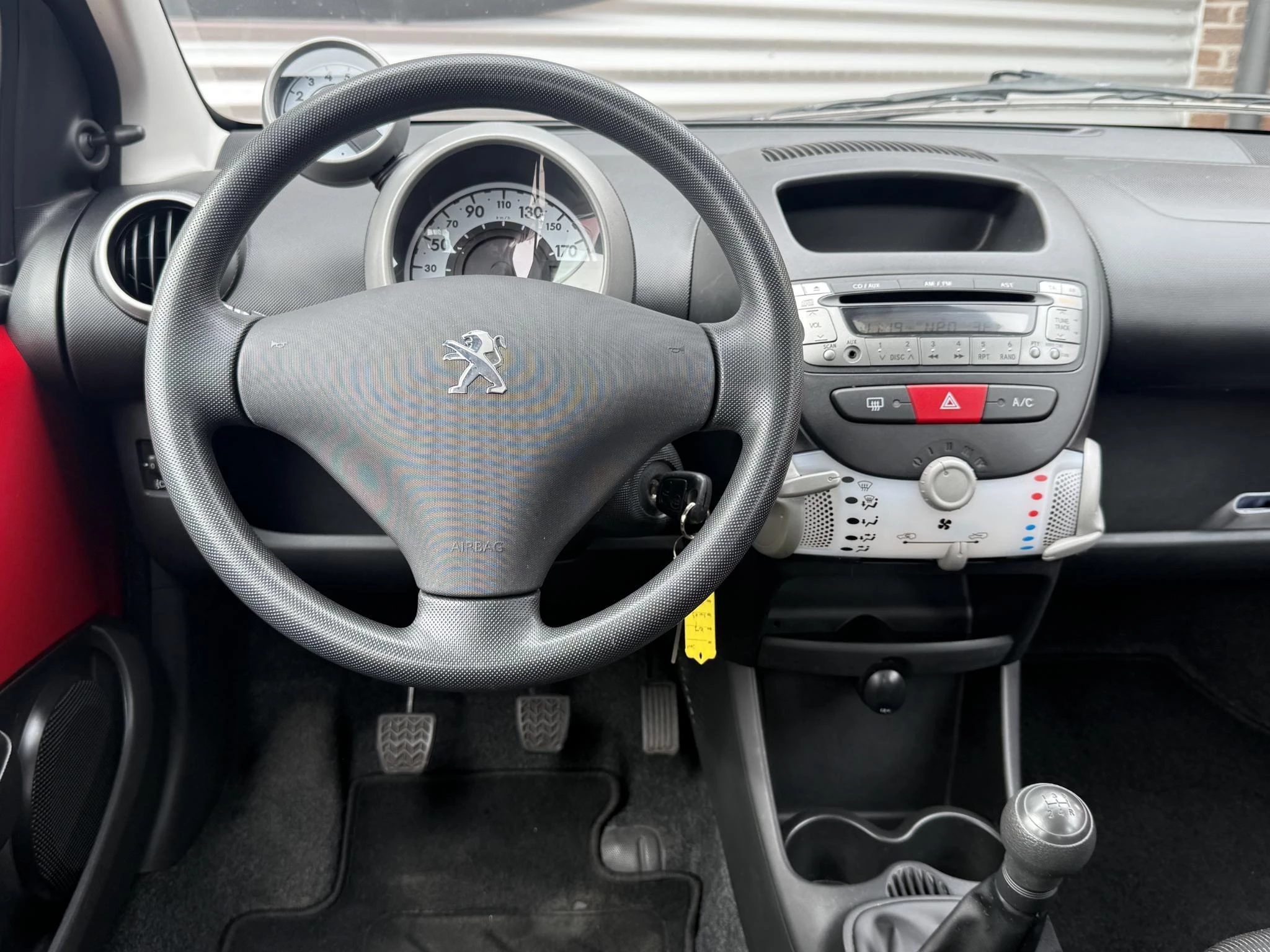 Hoofdafbeelding Peugeot 107