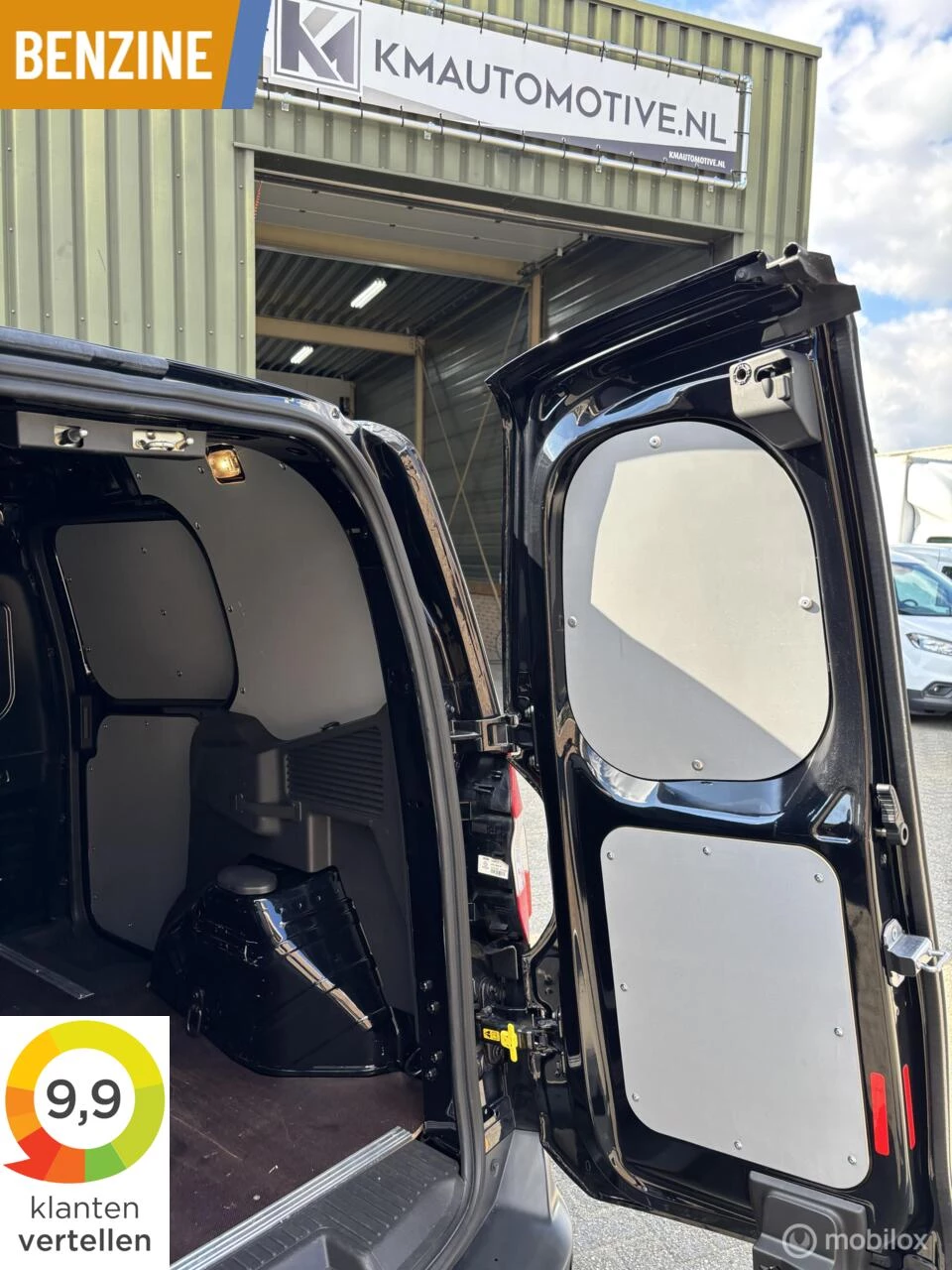 Hoofdafbeelding Ford Transit Courier