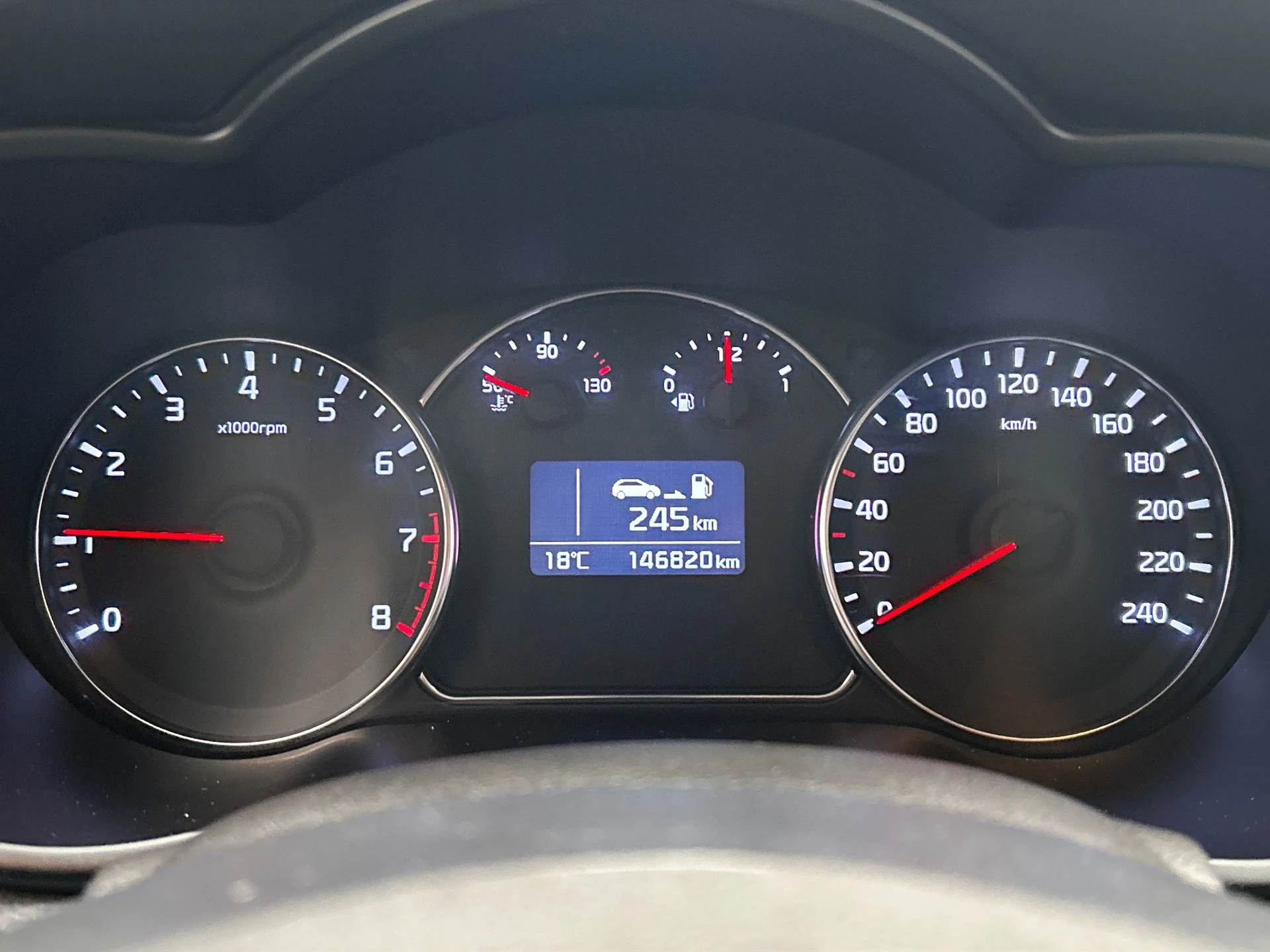 Hoofdafbeelding Kia Carens