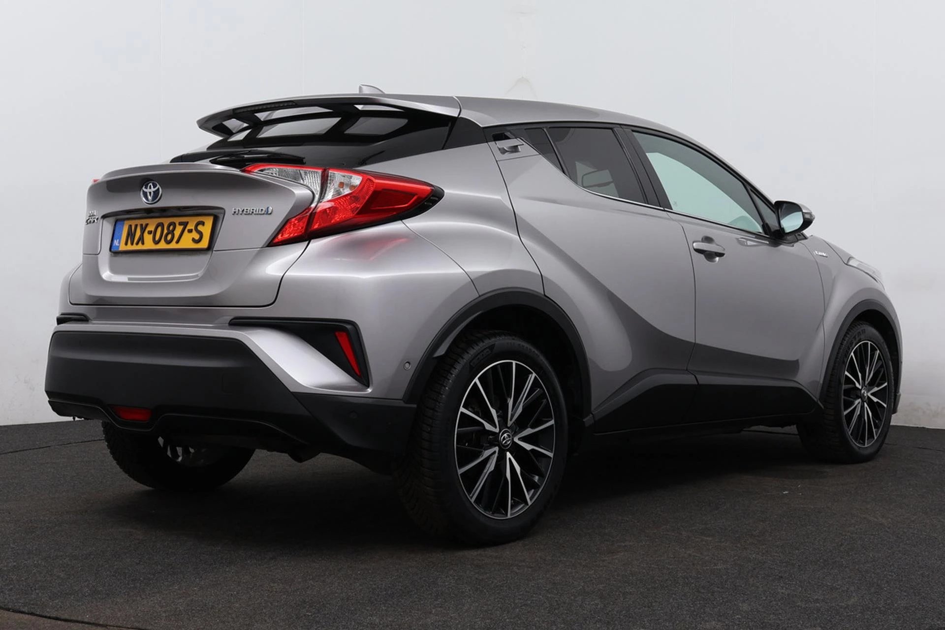 Hoofdafbeelding Toyota C-HR