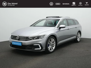 Volkswagen Passat Variant 1.4 TSI 218 pk PHEV GTE | Panoramadak | Trekhaak | IQ Light | Leder/alcantara | Achteruitrijcamera | Navigatie