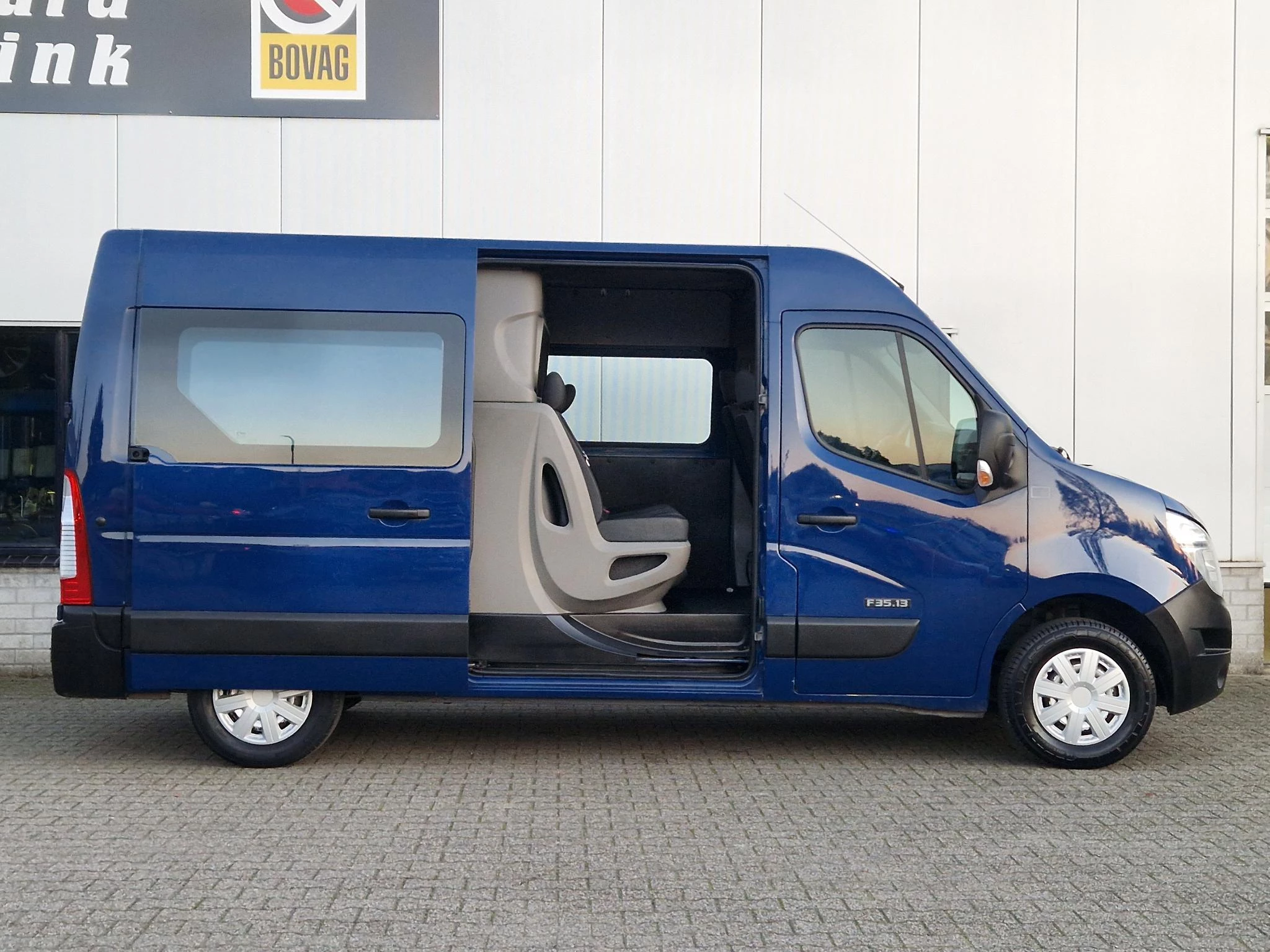 Hoofdafbeelding Nissan NV400